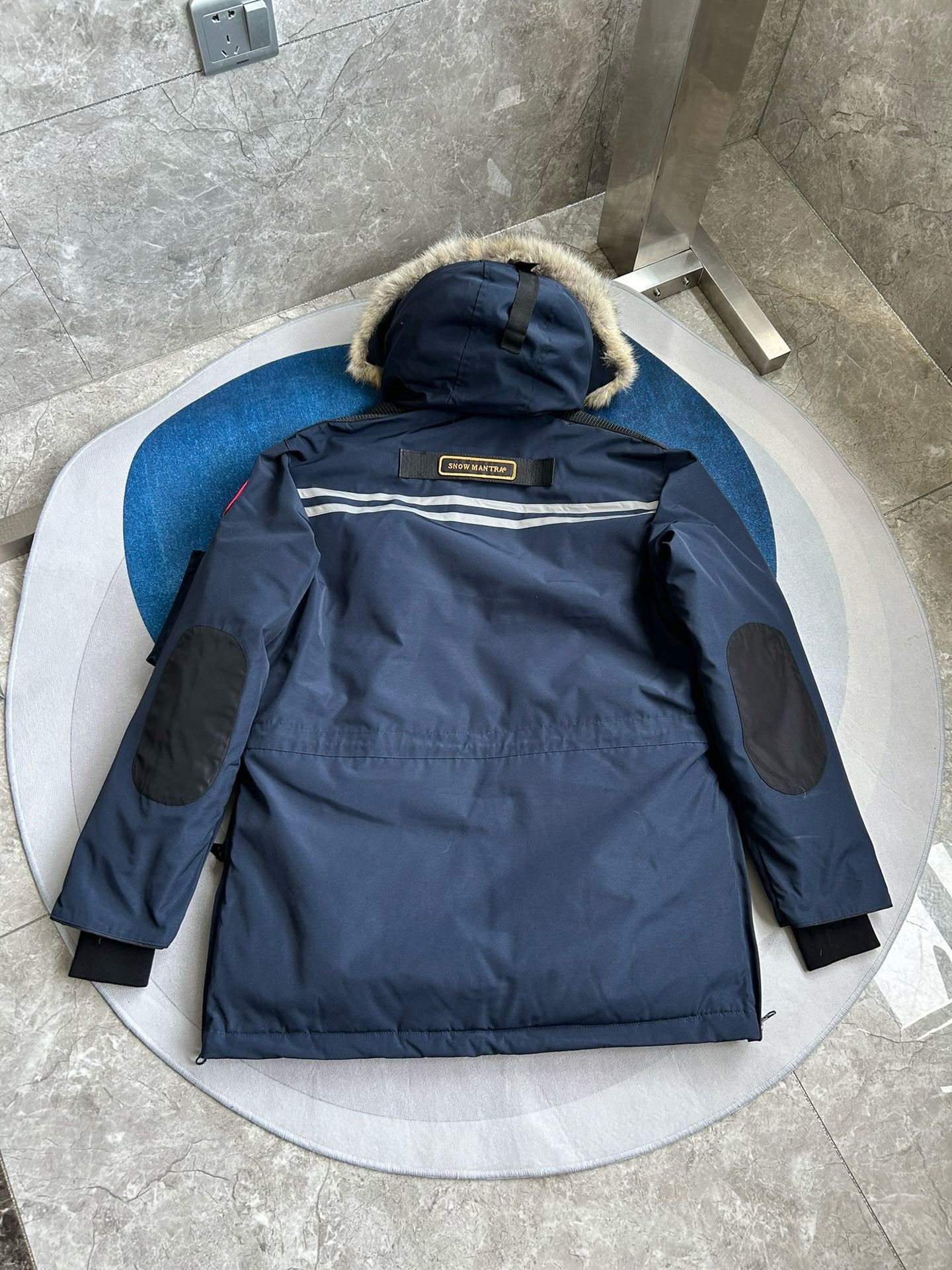 Mehrfarbige Jacke
