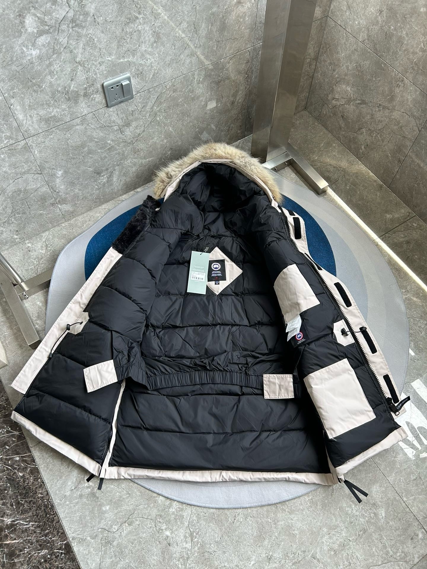 Mehrfarbige Jacke