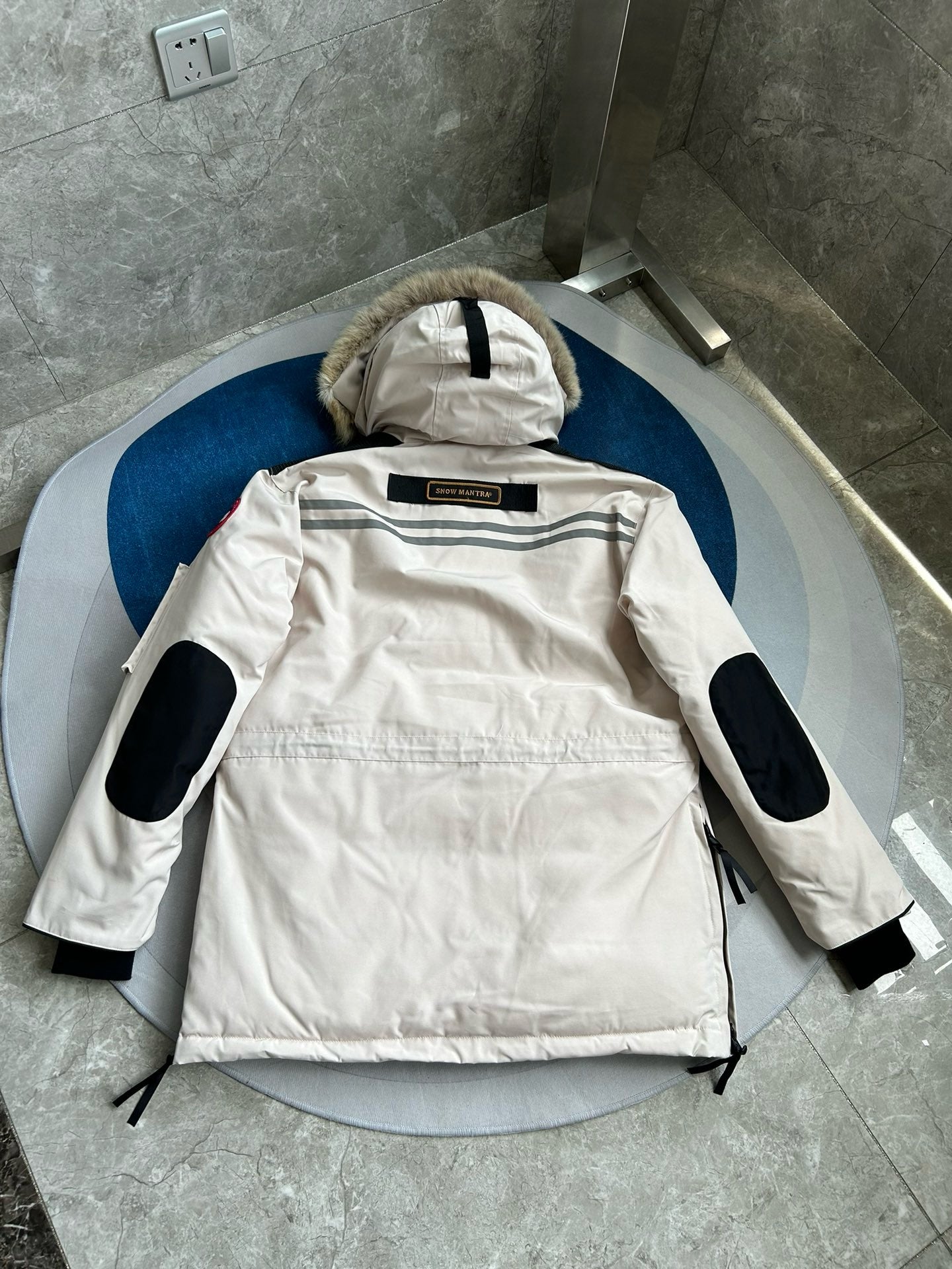 Mehrfarbige Jacke