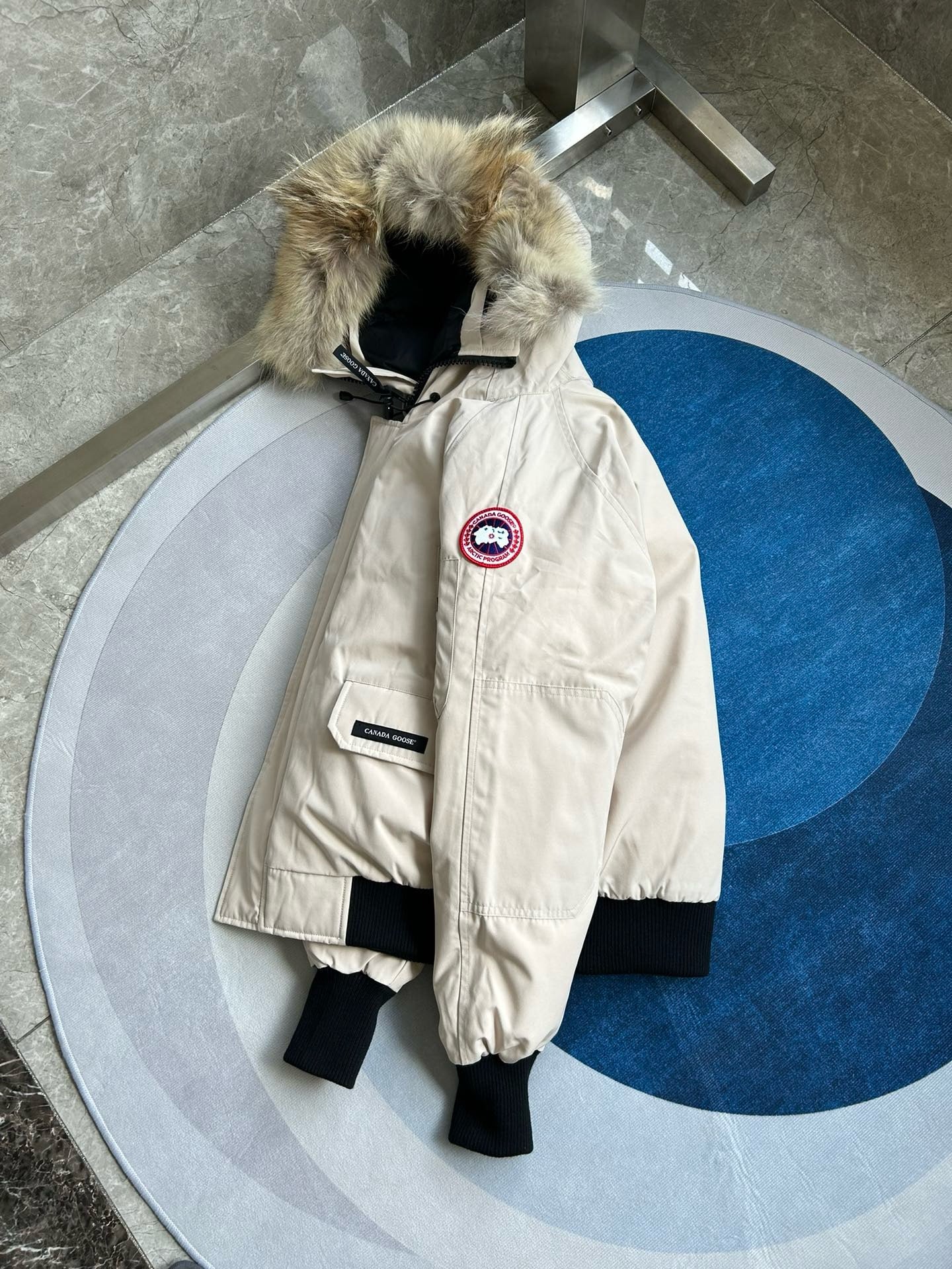 Mehrfarbige Jacke