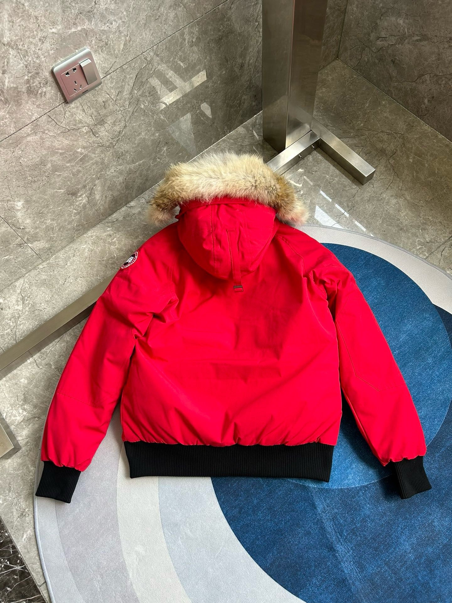 Mehrfarbige Jacke