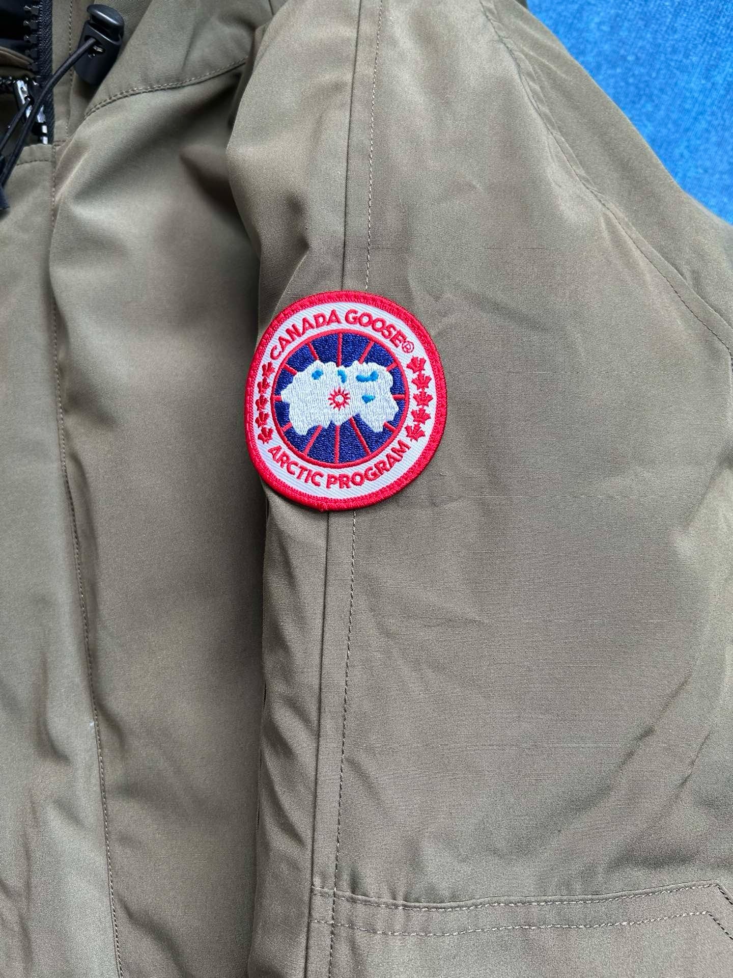 Mehrfarbige Jacke