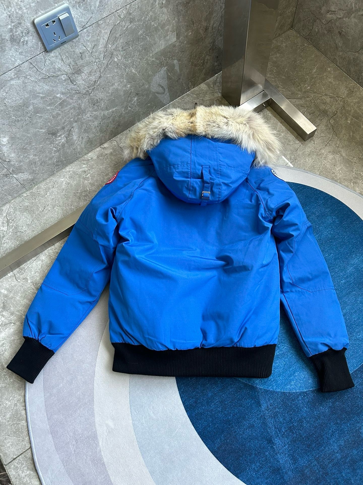 Mehrfarbige Jacke