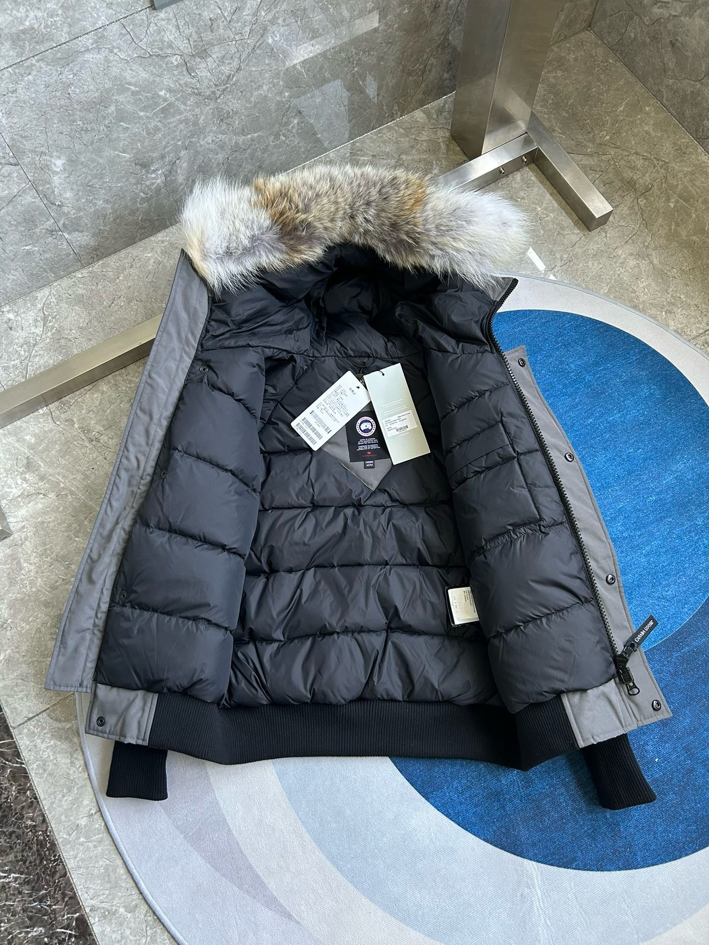 Mehrfarbige Jacke