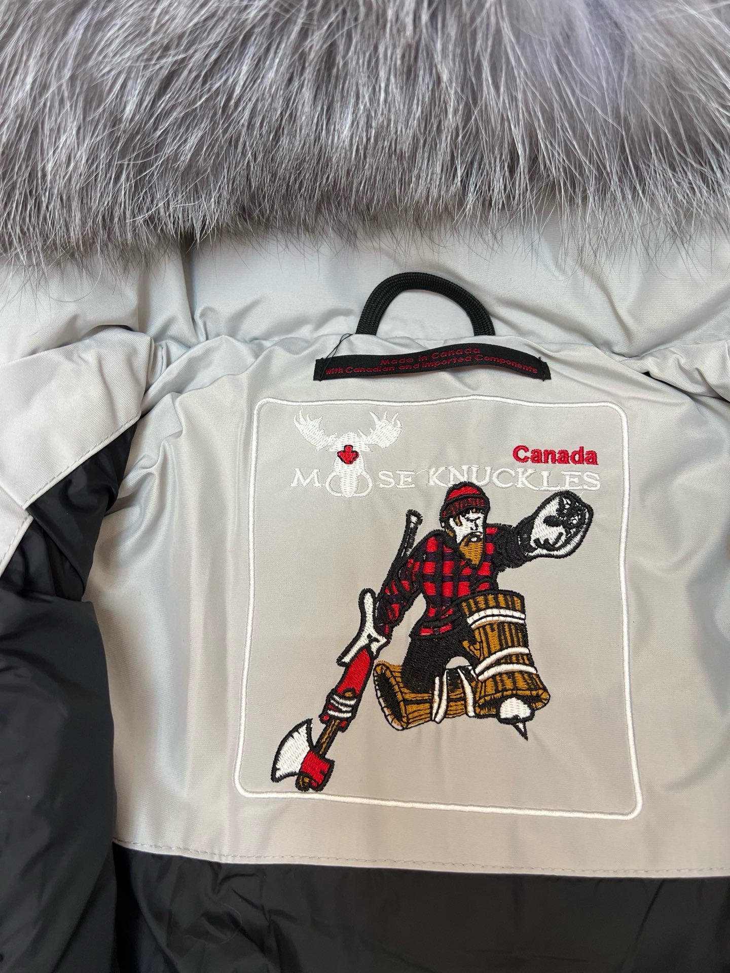 Black and White  Jacket - Size L - FashionHype.xyz