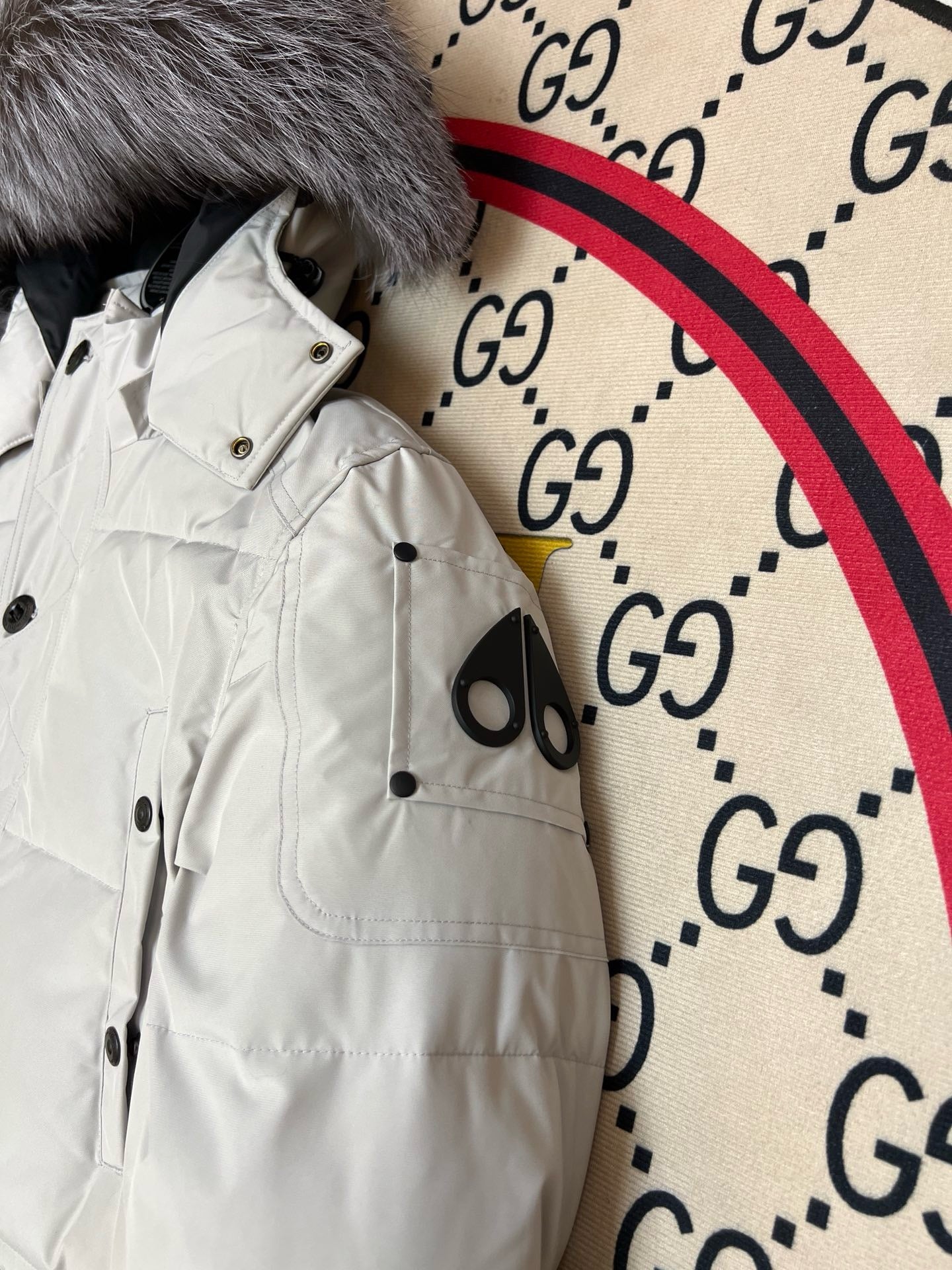 Black and White  Jacket - Size L - FashionHype.xyz