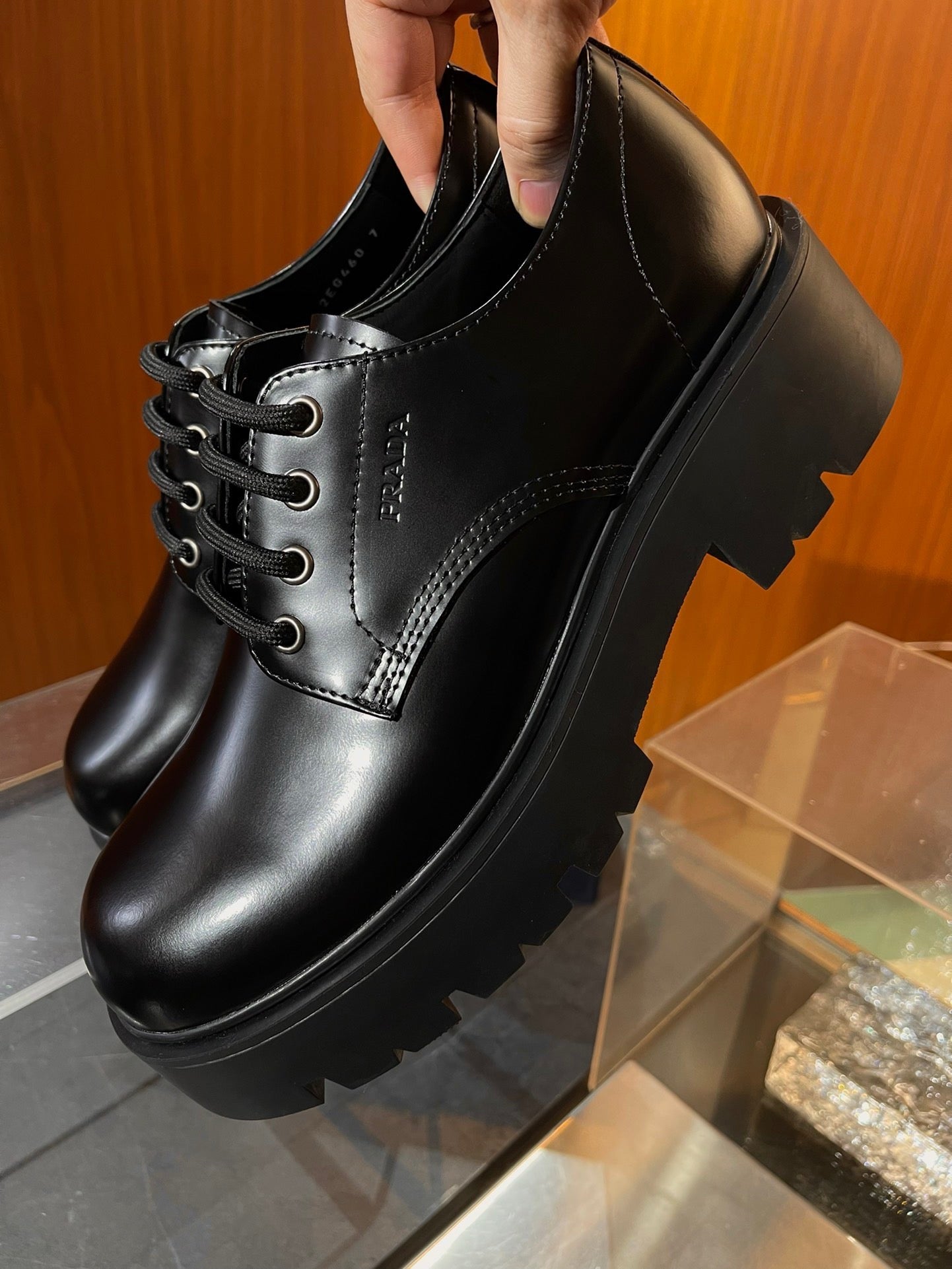 Schwarze Schuhe