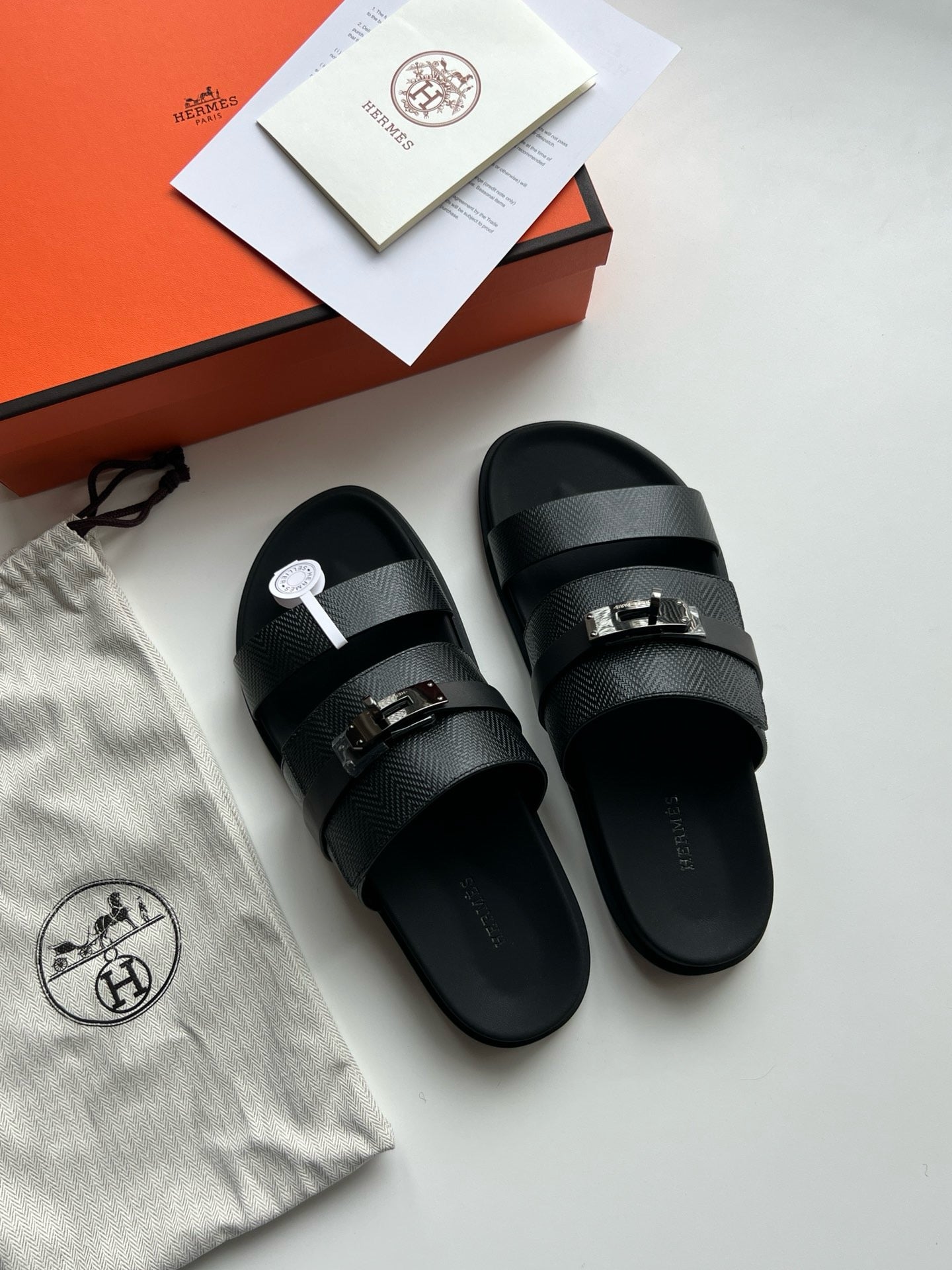 Black Shoes - FashionHype.xyz