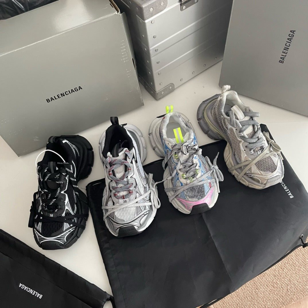 Mehrfarbige Schuhe