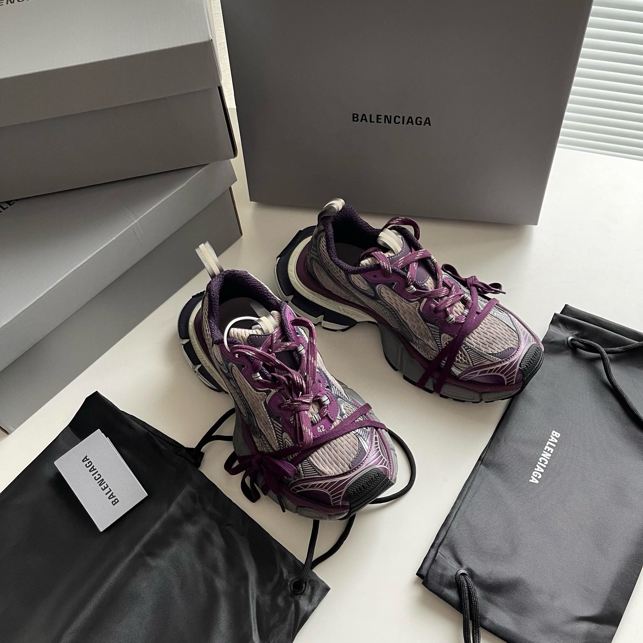 Mehrfarbige Schuhe