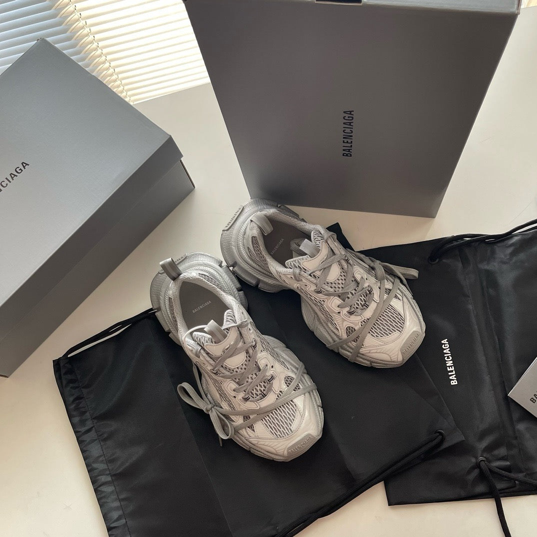 Mehrfarbige Schuhe