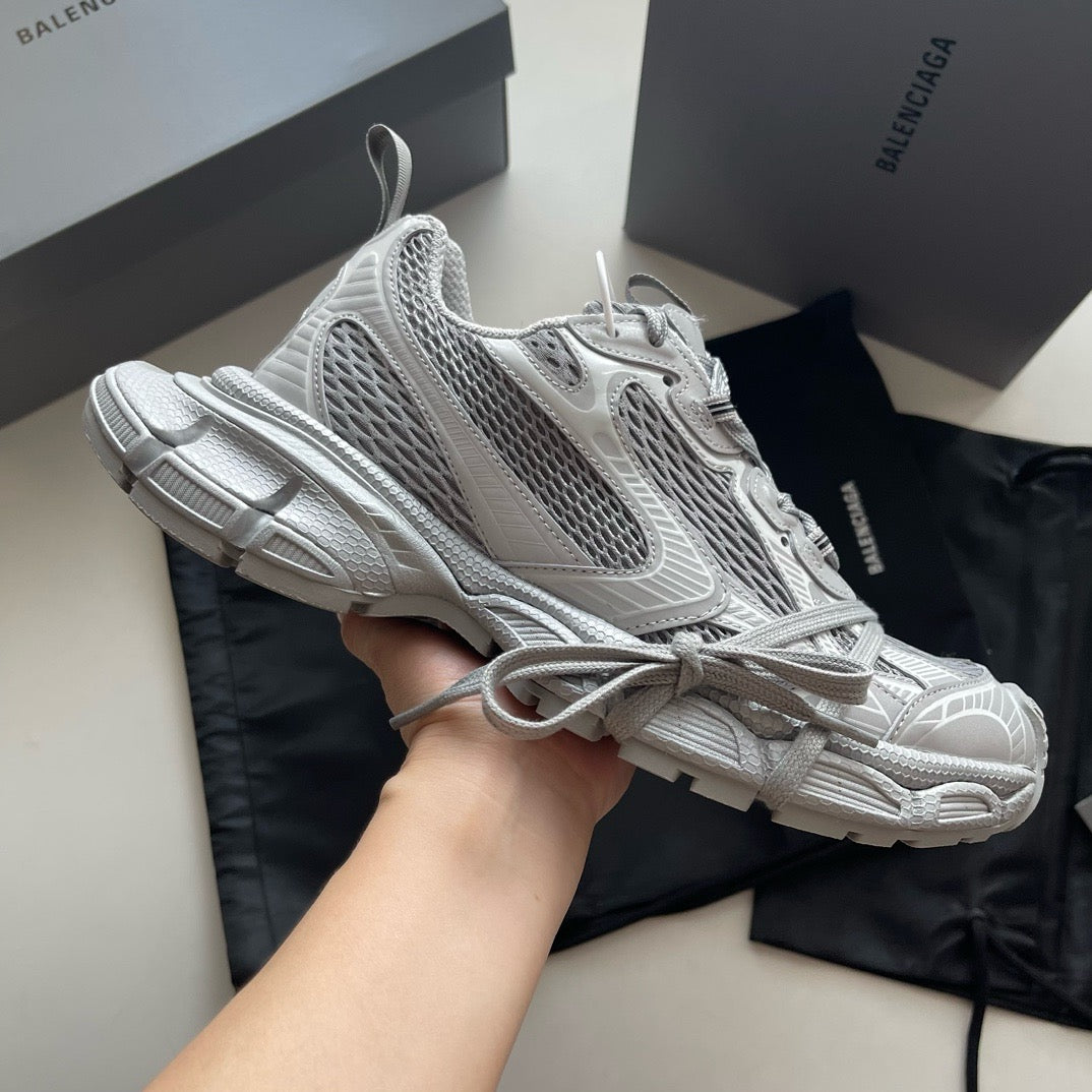 Mehrfarbige Schuhe