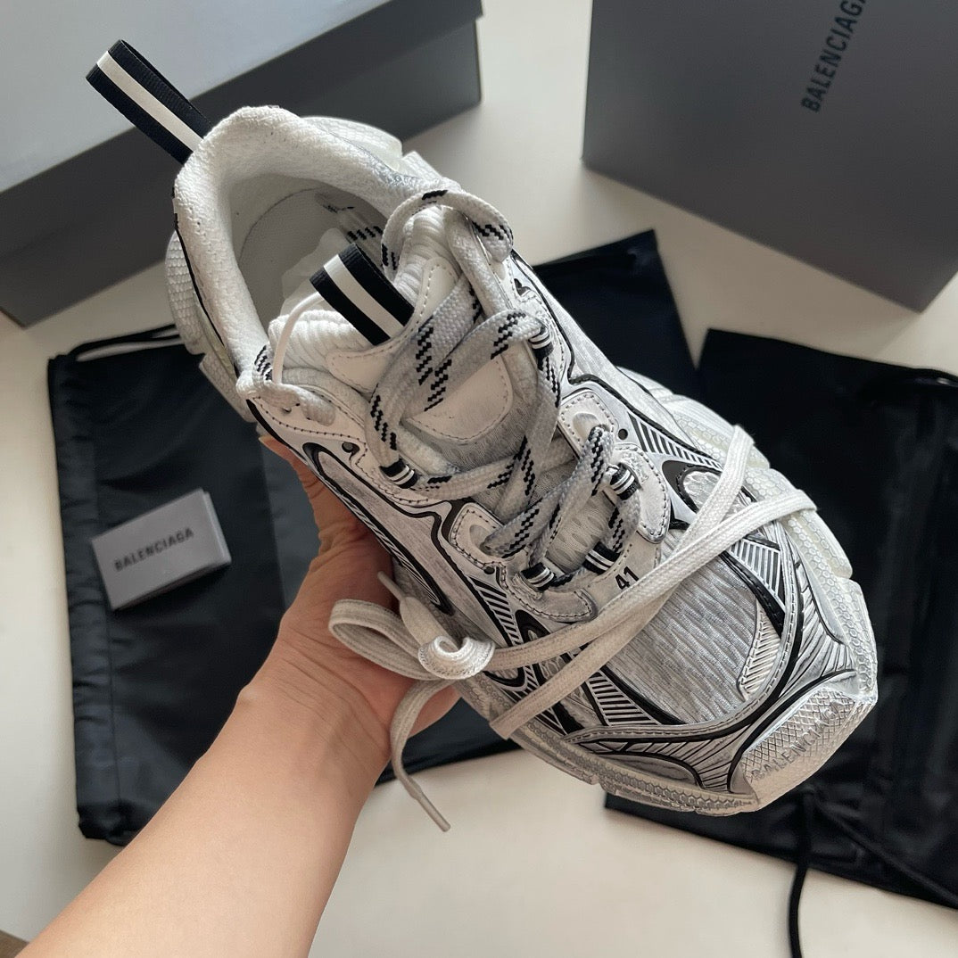 Mehrfarbige Schuhe