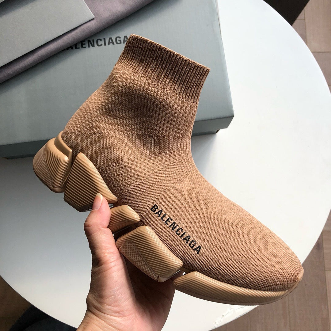 Khaki- und grüne Schuhe