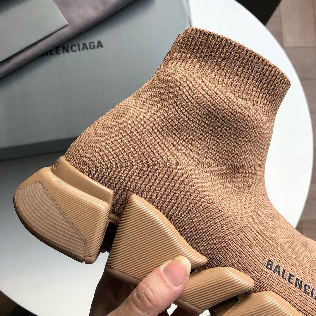 Khaki- und grüne Schuhe