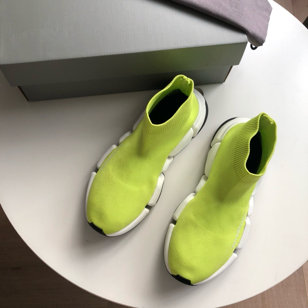 Mehrfarbige Schuhe