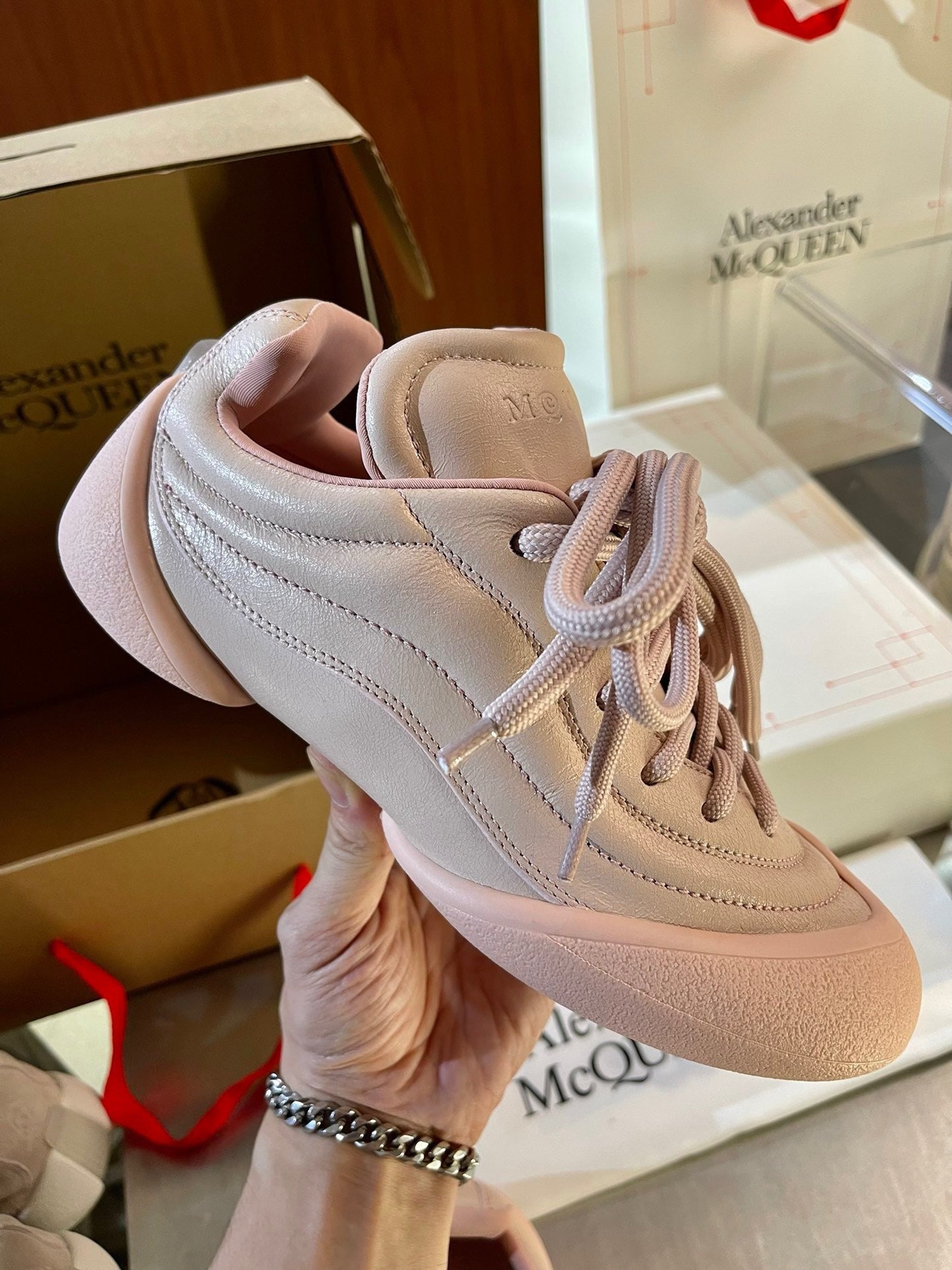 Mehrfarbige Schuhe