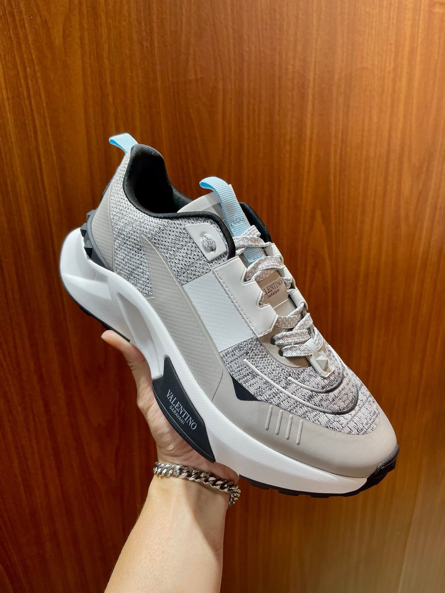 Mehrfarbige Schuhe