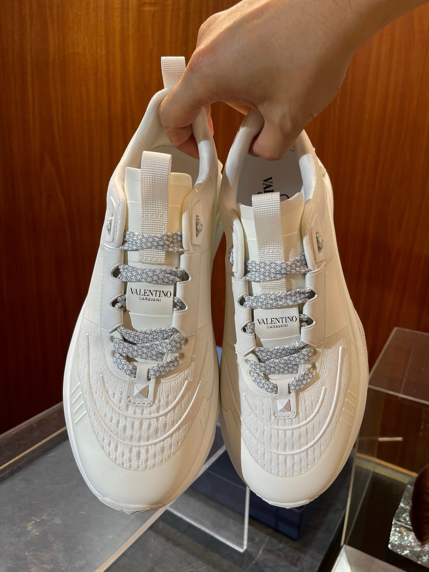 Mehrfarbige Schuhe