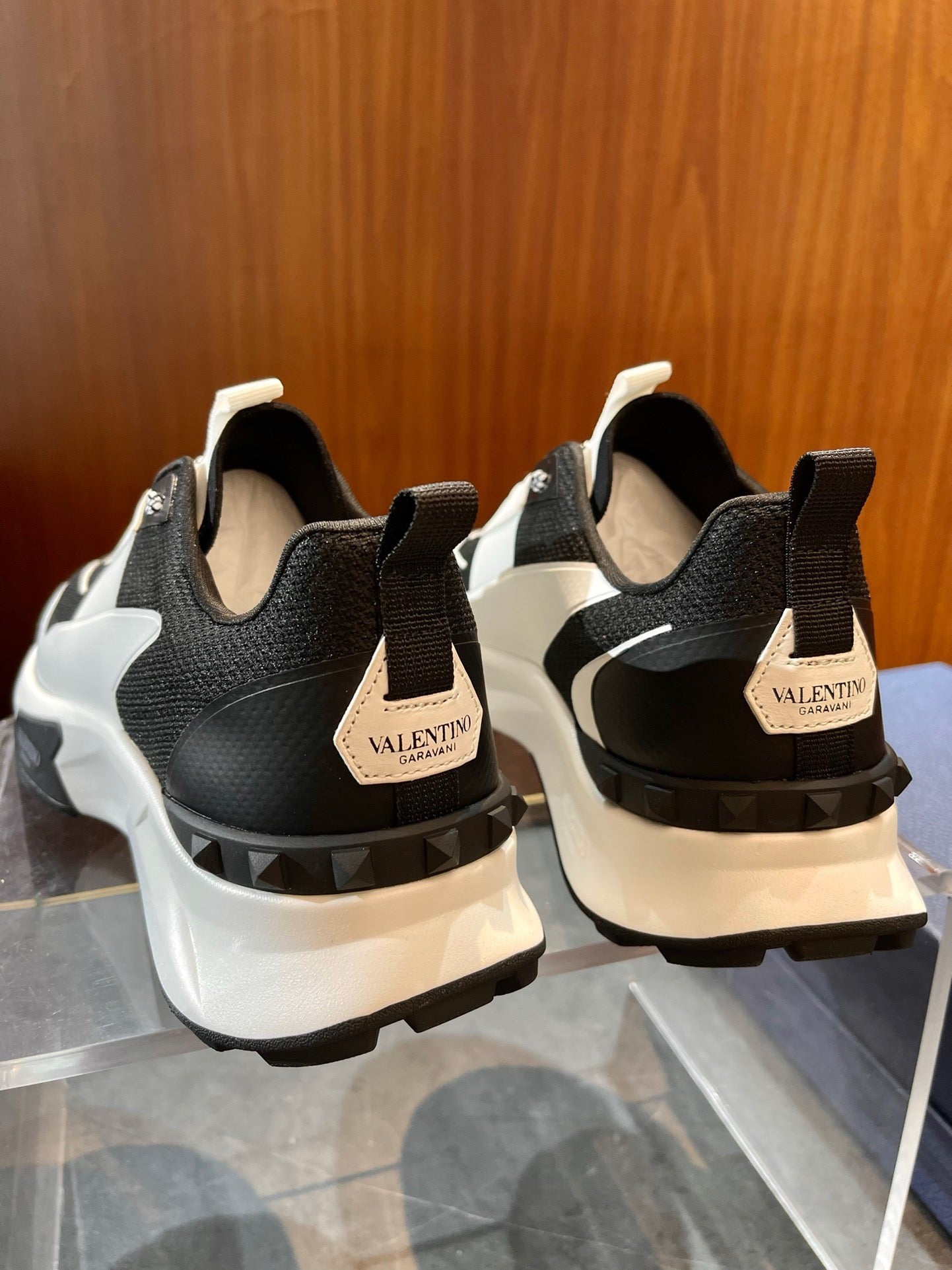 Mehrfarbige Schuhe