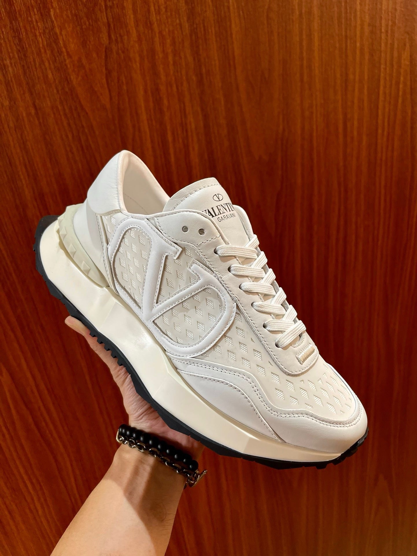 Mehrfarbige Schuhe