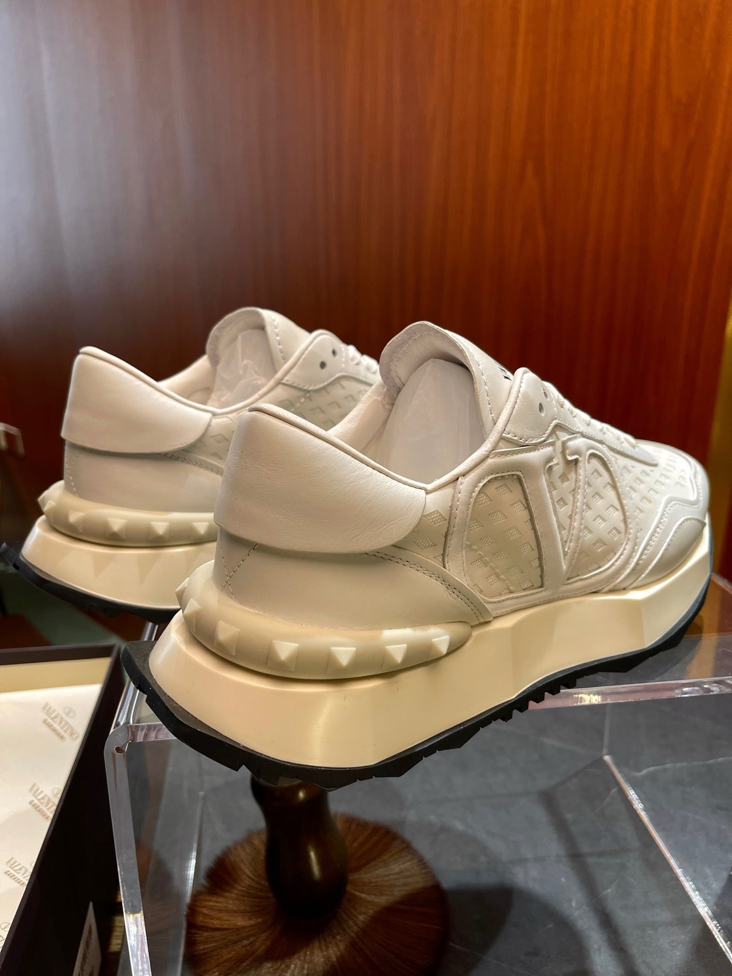 Mehrfarbige Schuhe