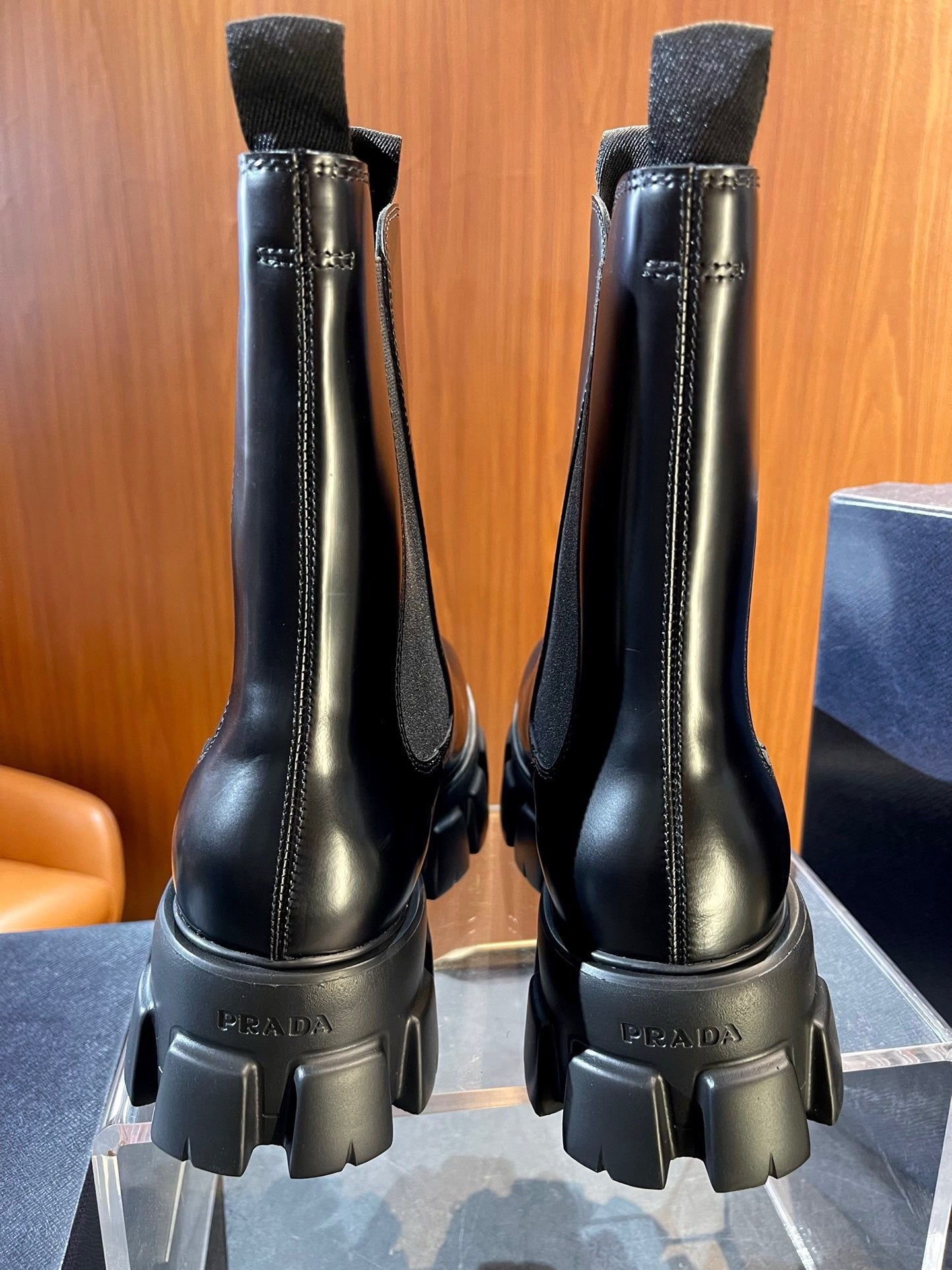 Black Shoes - FashionHype.xyz