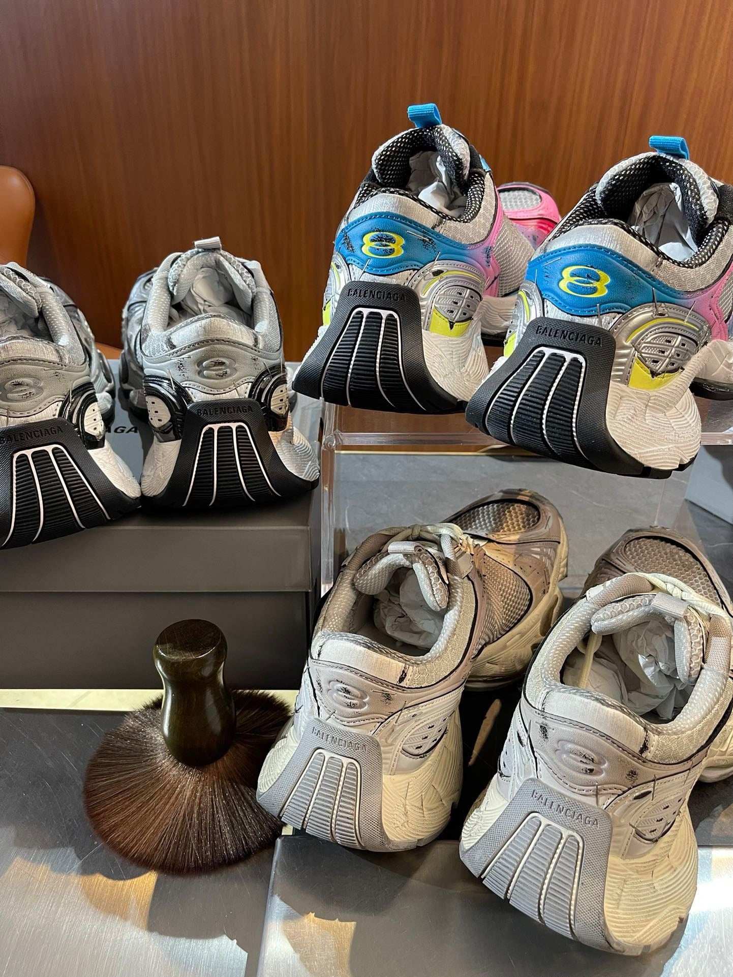 Mehrfarbige Schuhe