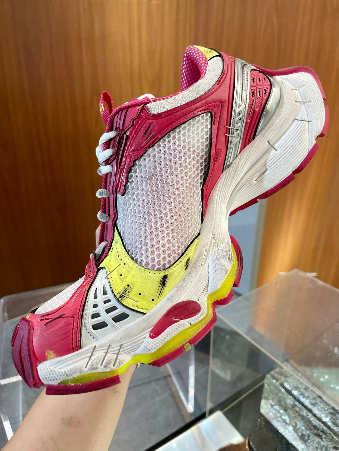 Mehrfarbige Schuhe