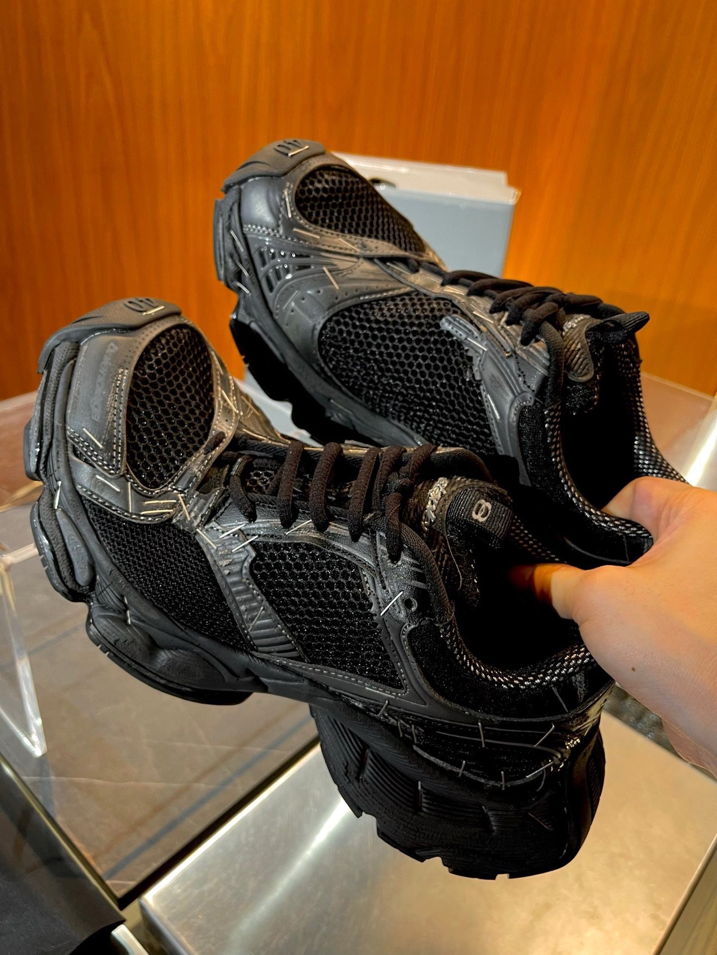 Mehrfarbige Schuhe