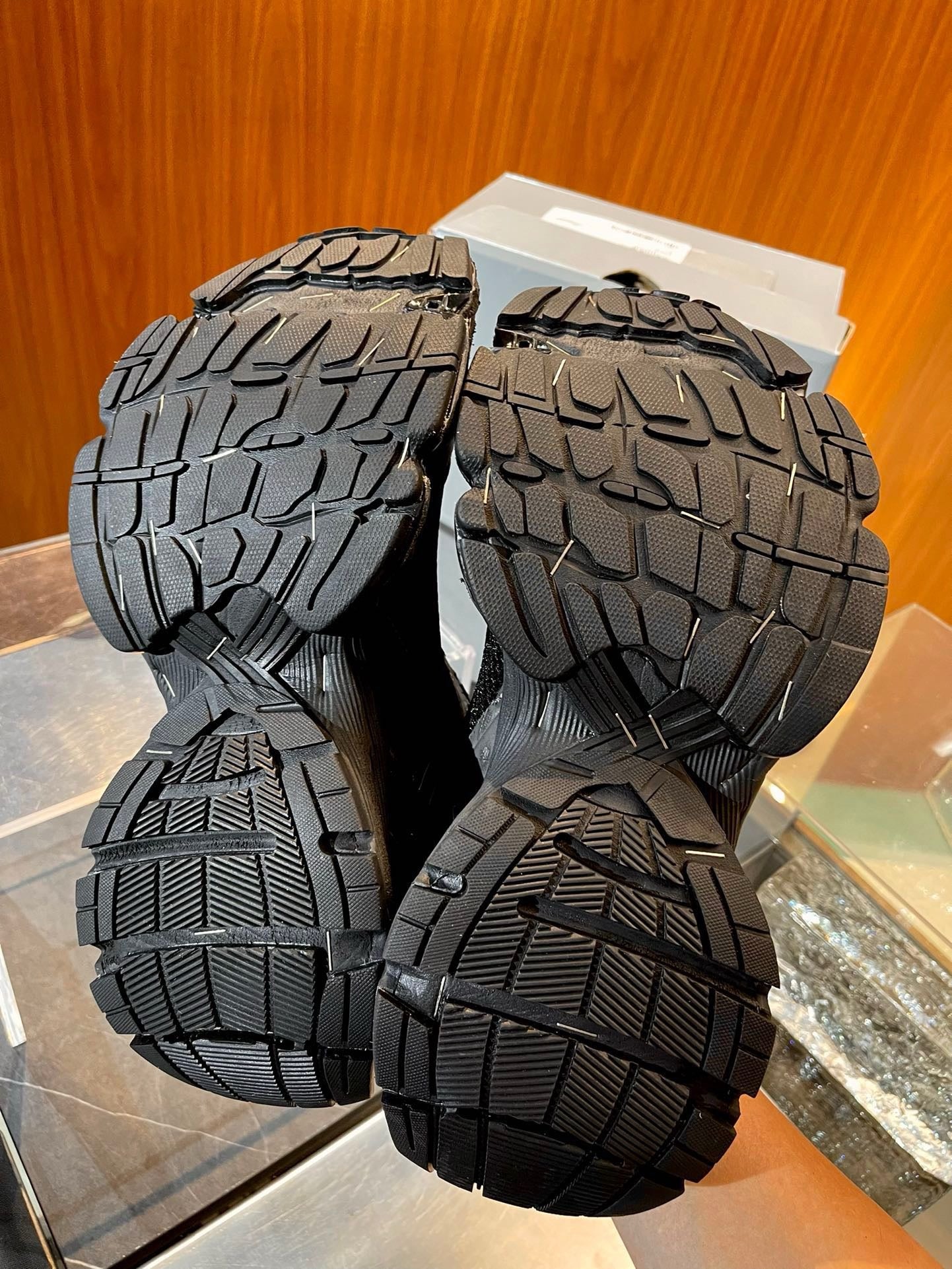 Mehrfarbige Schuhe