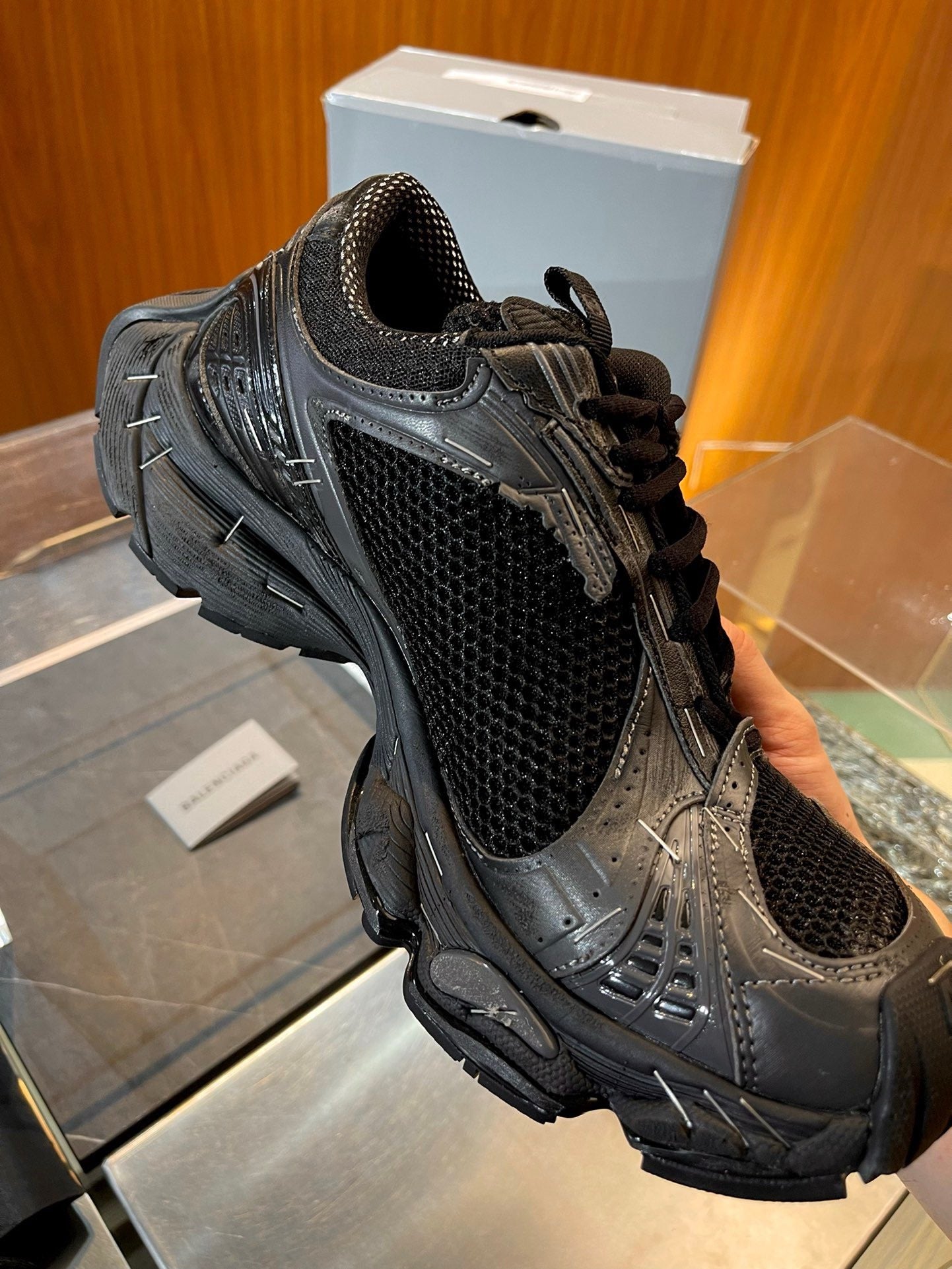 Mehrfarbige Schuhe