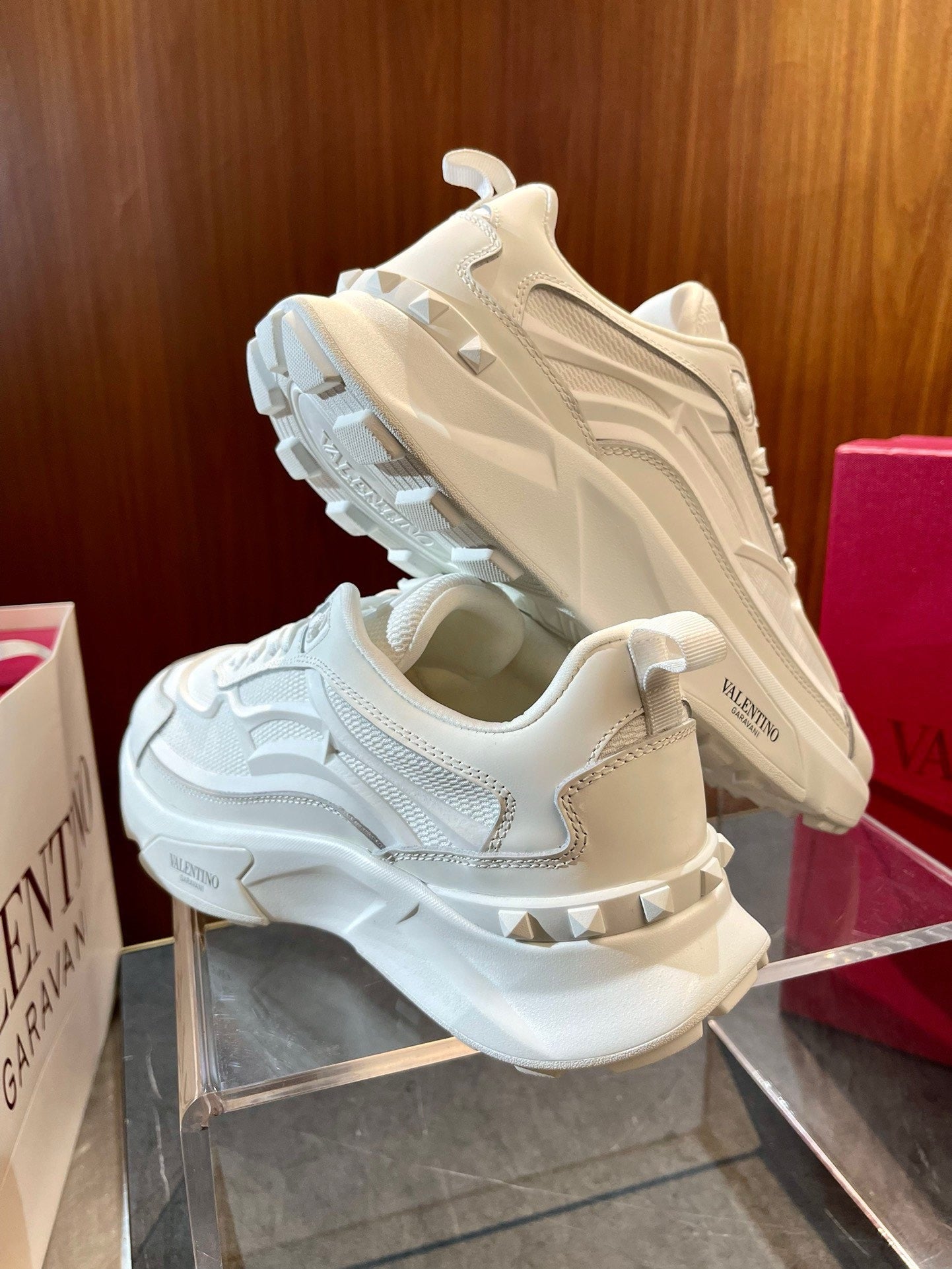 Mehrfarbige Schuhe