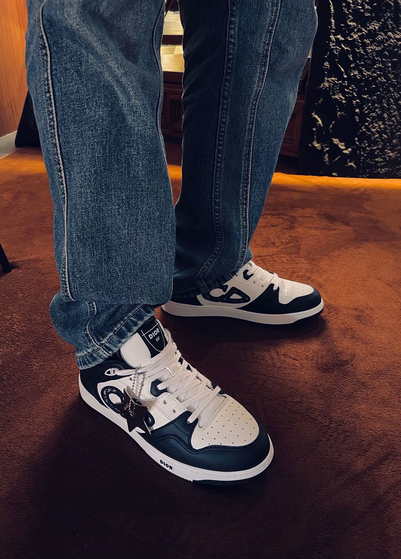 Mehrfarbige Schuhe