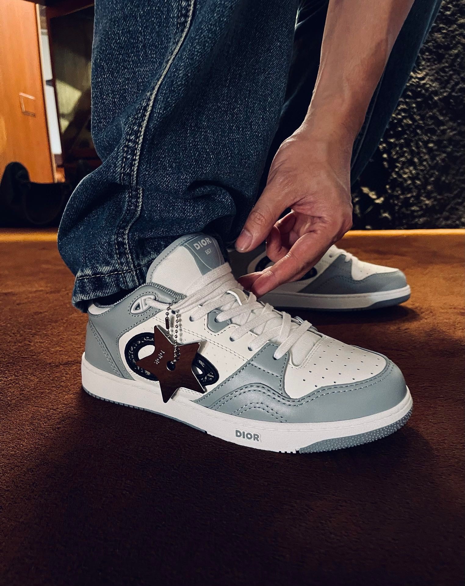 Mehrfarbige Schuhe