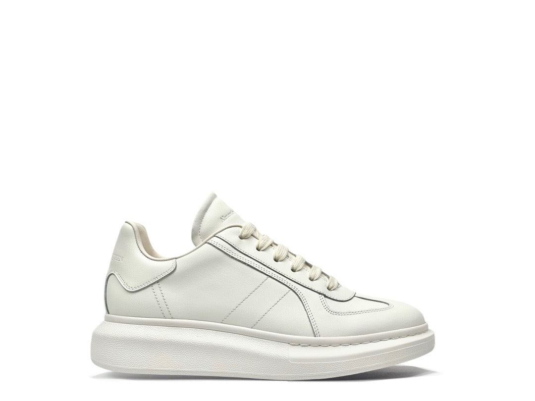 Mehrfarbige Schuhe