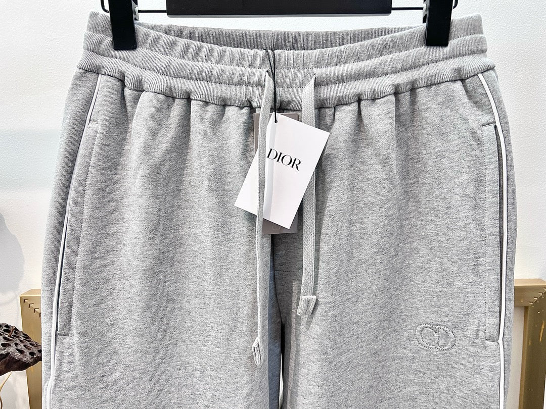 Graue Hose