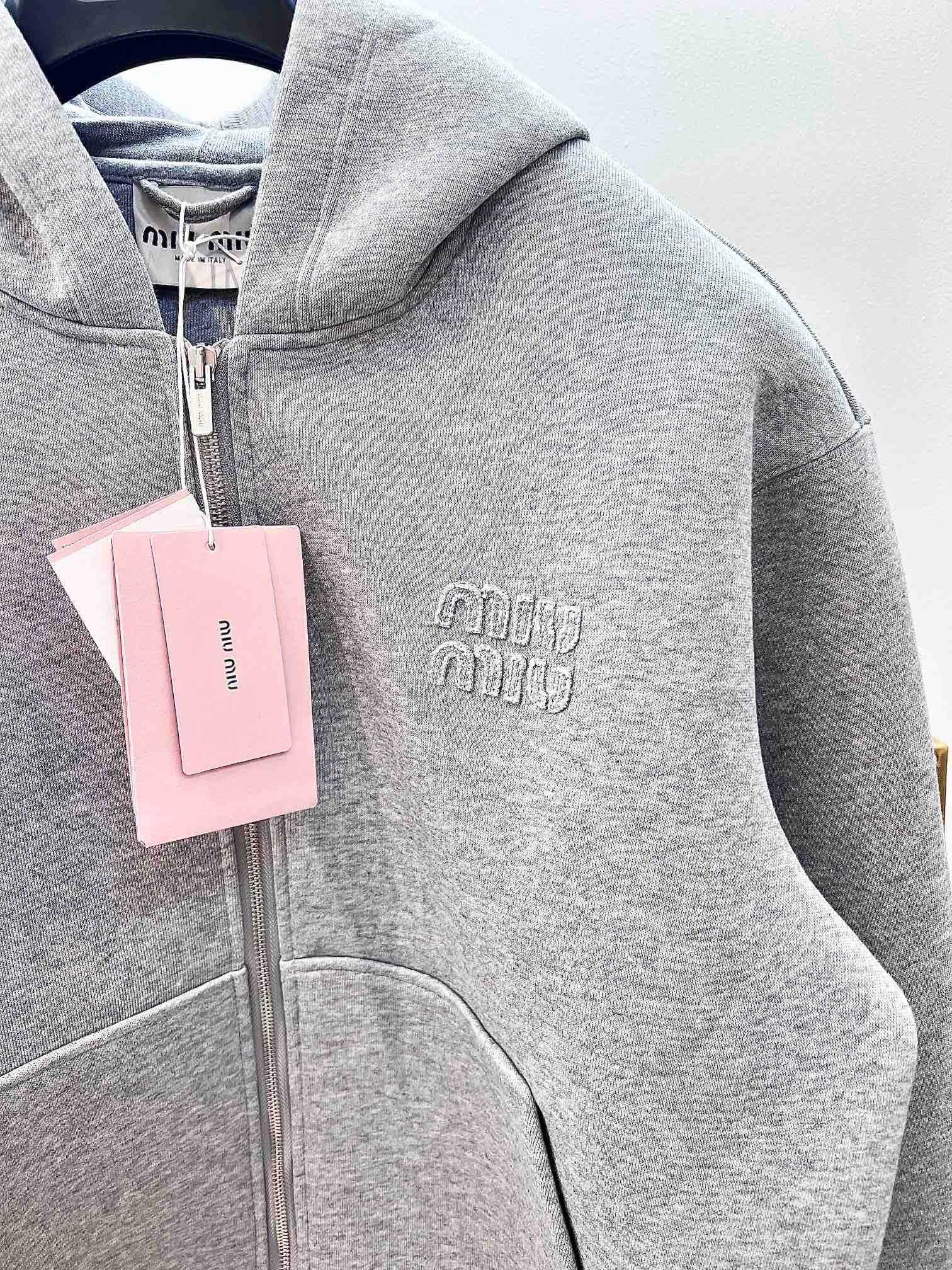 Grey and Blue Jacket - FashionHype.xyz