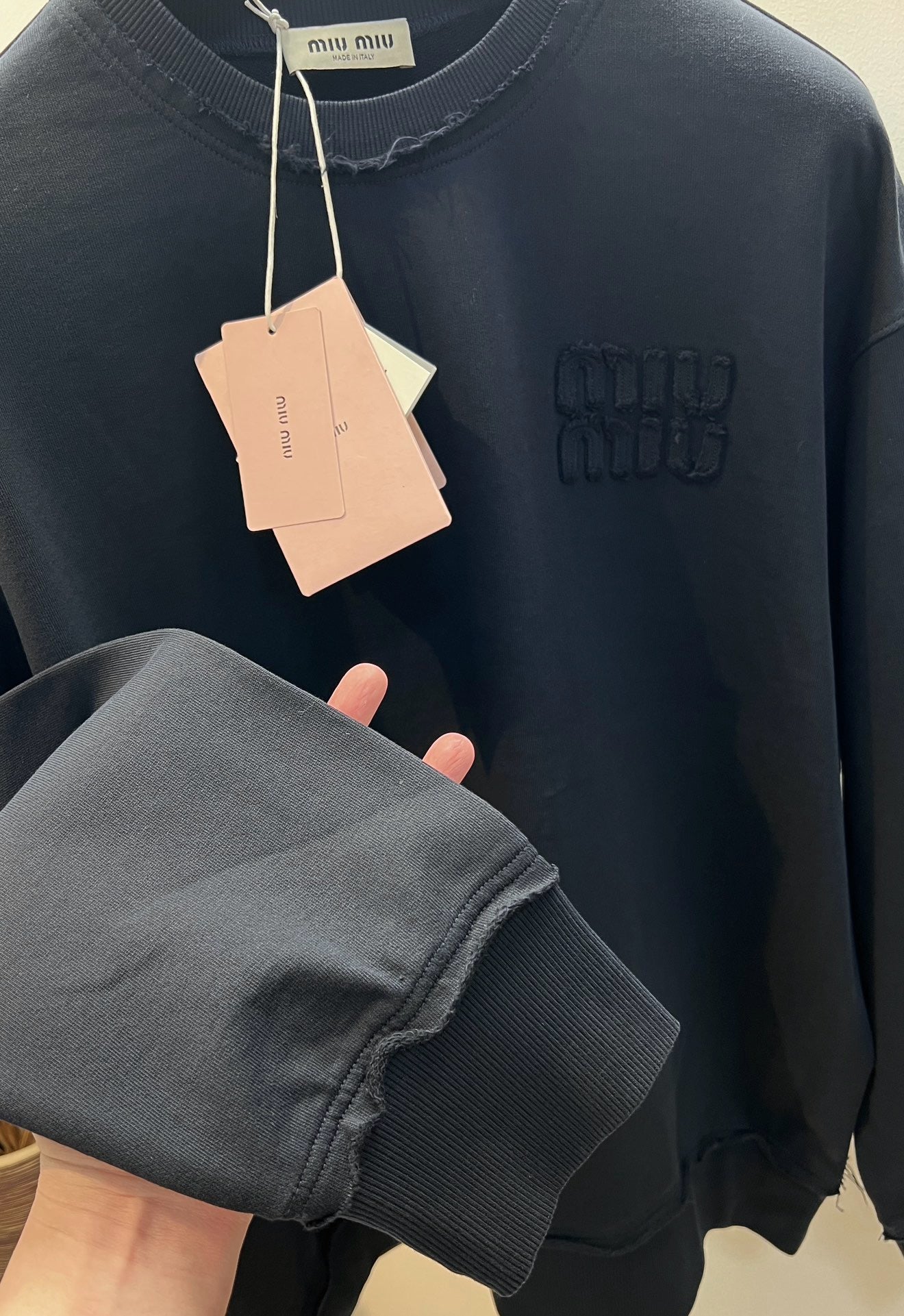 Blaues und graues Jersey