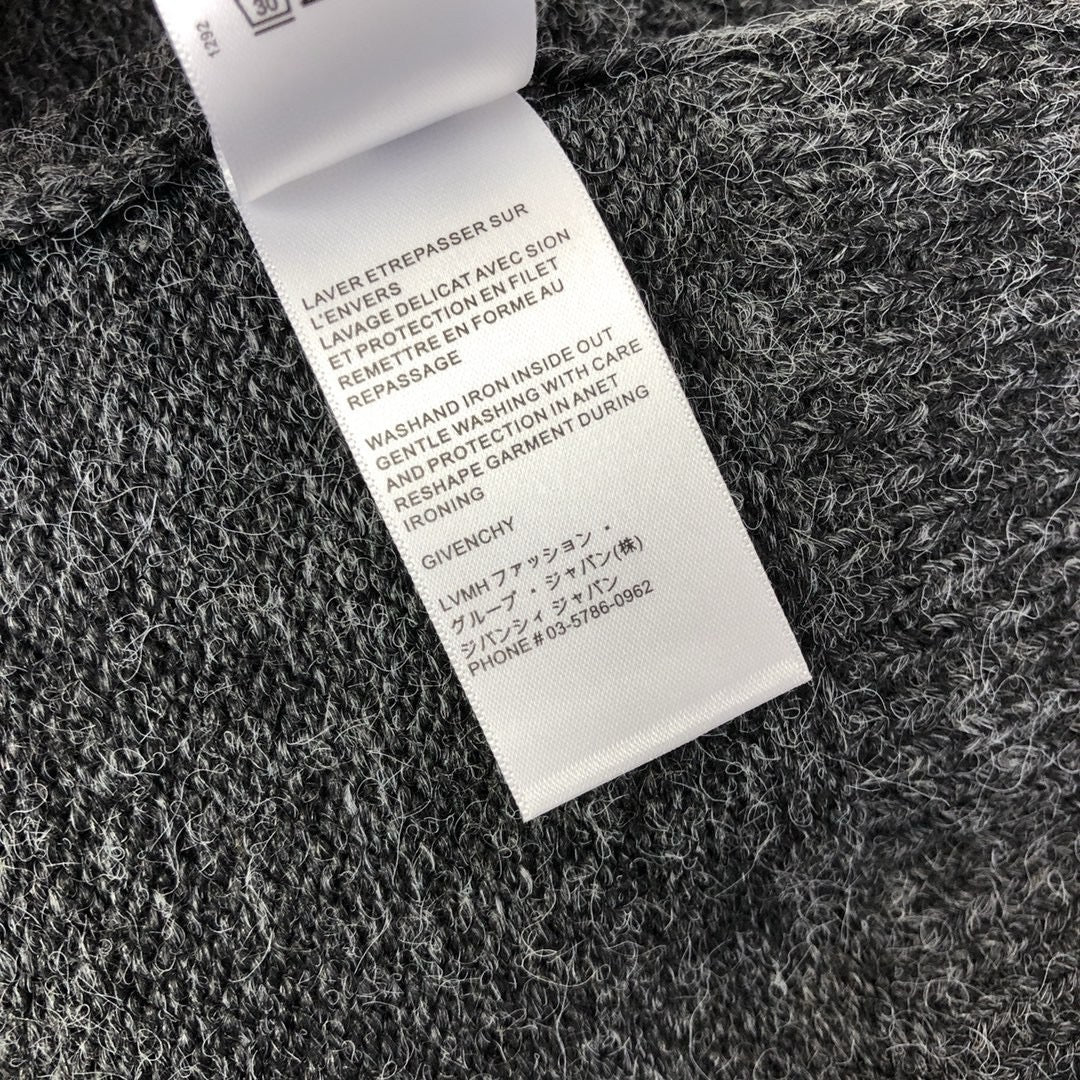 Schwarzes Trikot