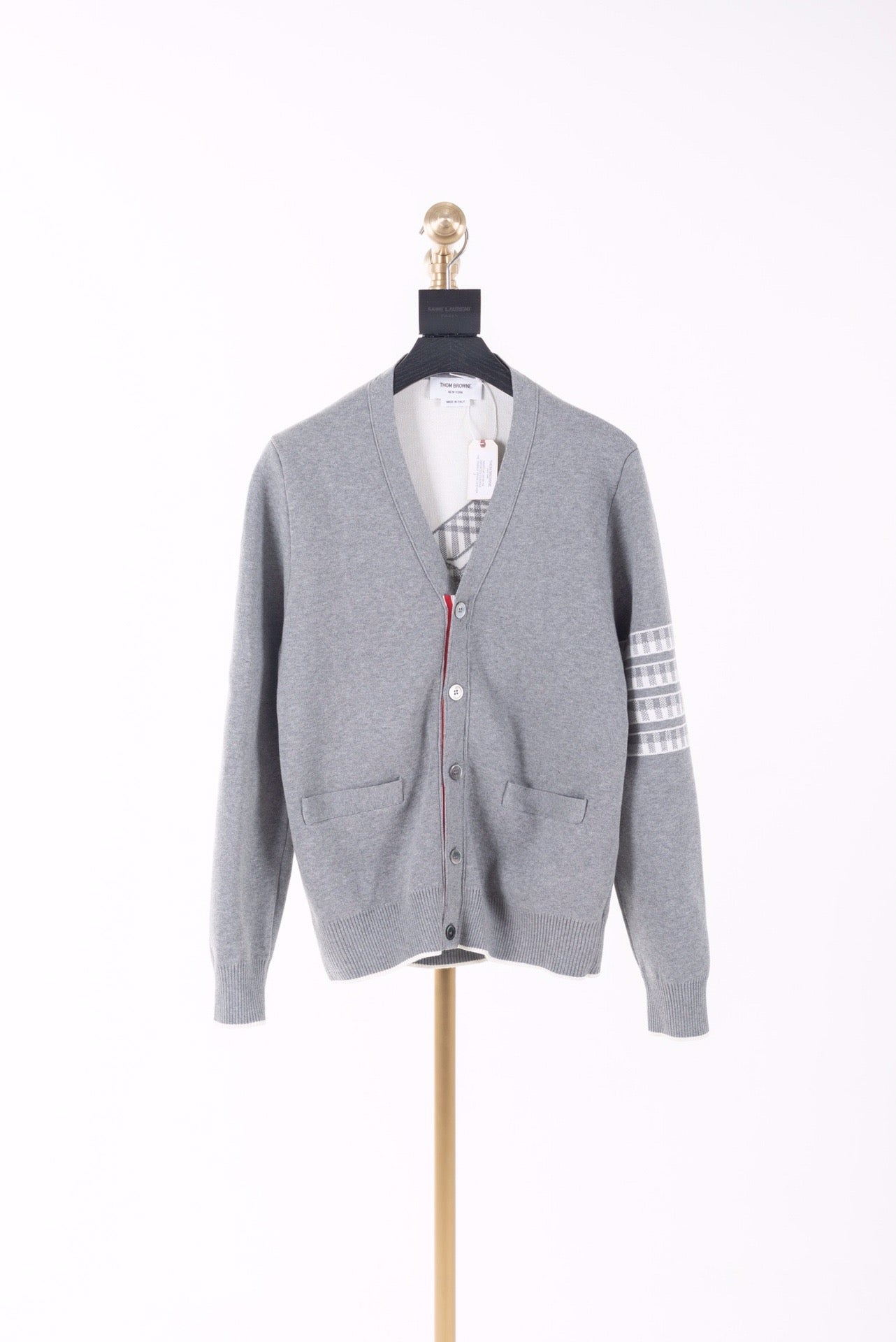 Graue und blaue Jacke
