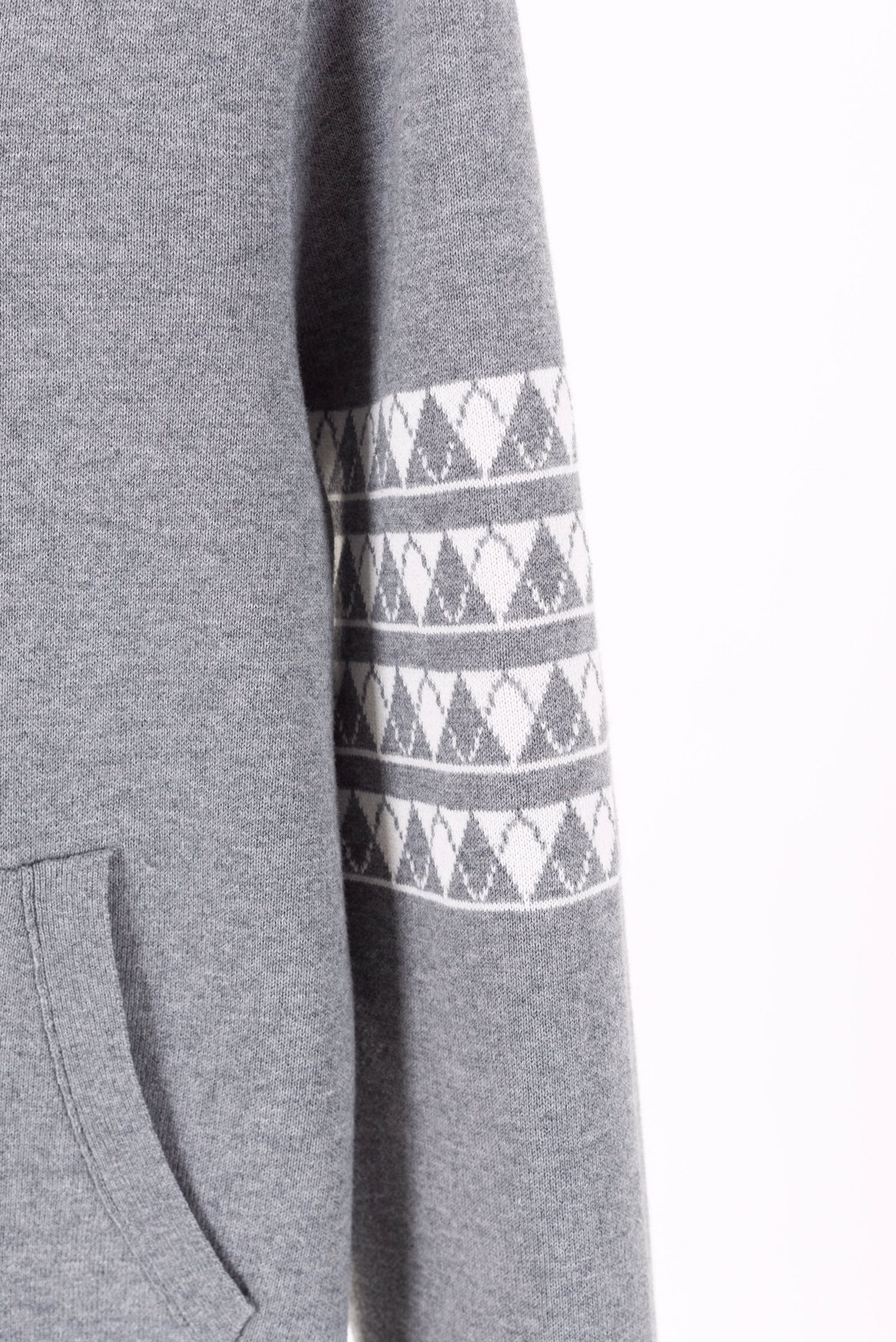 Dunkelblaue und graue Jacke