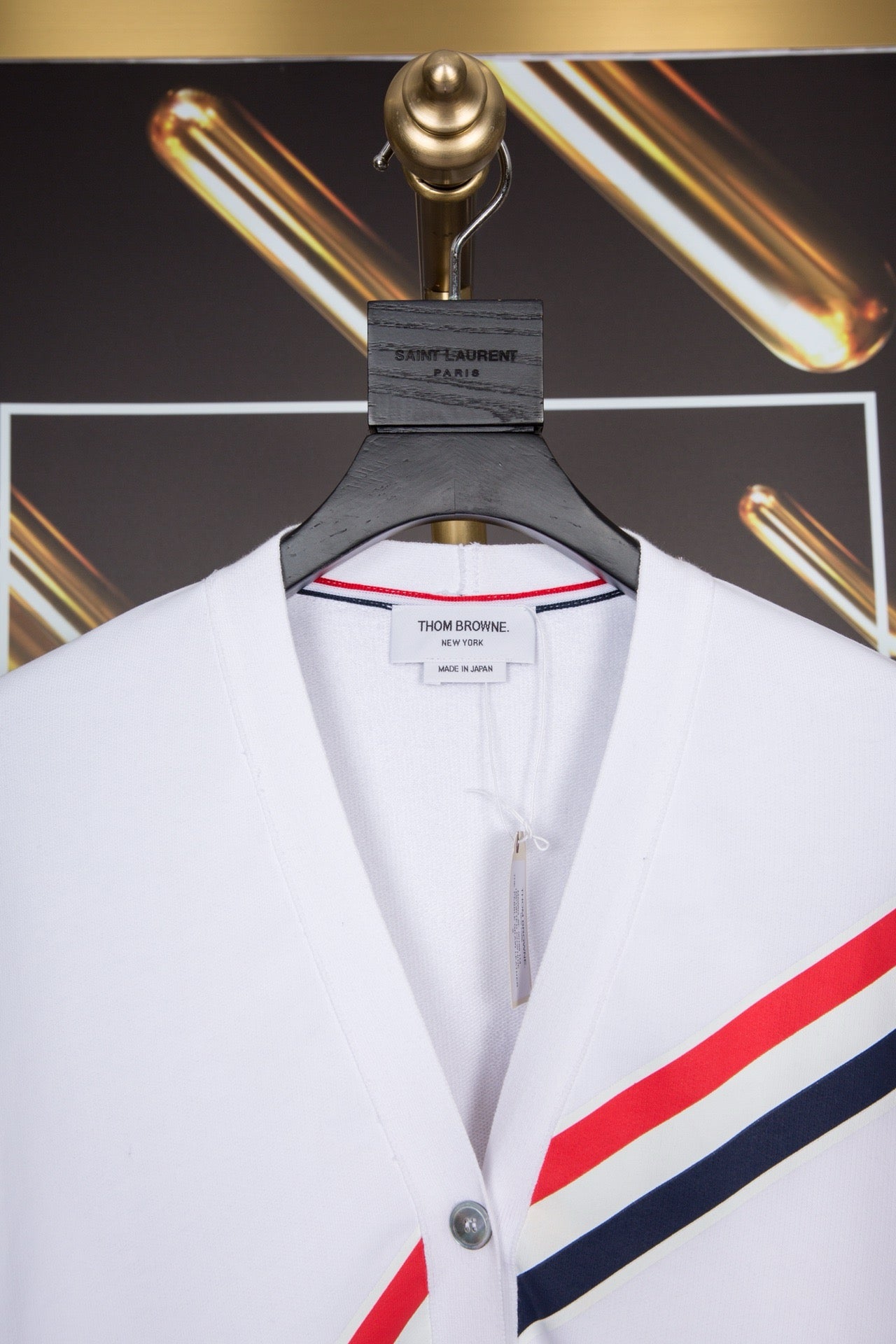 Weiß-Grau-Blau-Trikot