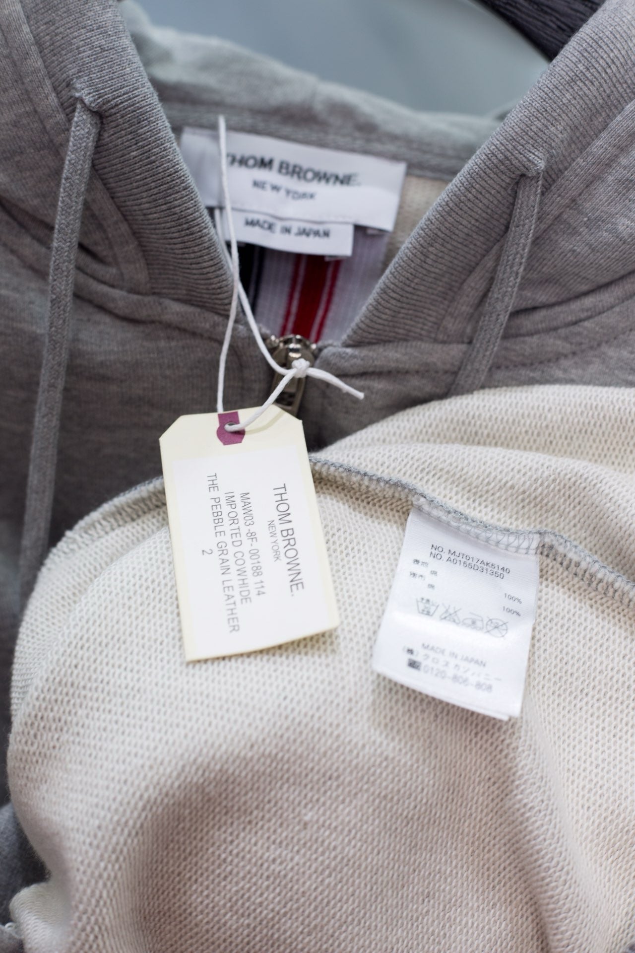 Graue Jacke