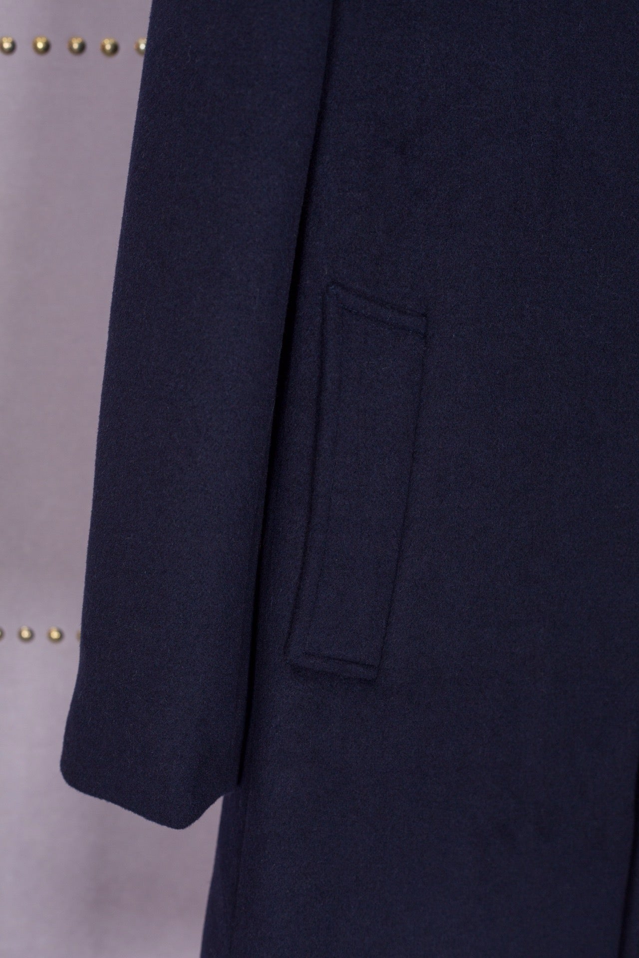 Blaue und graue Jacke