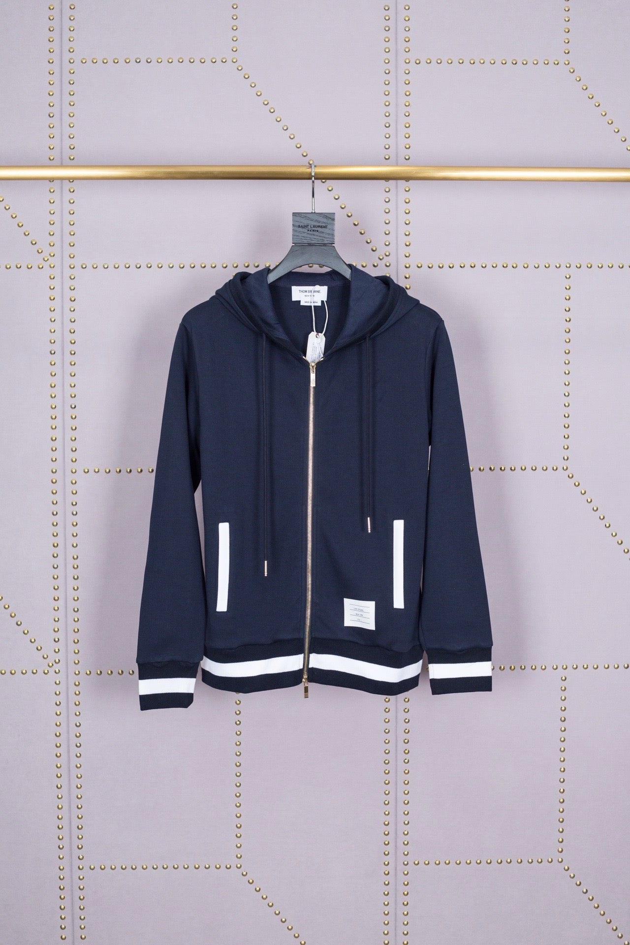 Black and Gray Jacket - FashionHype.xyz