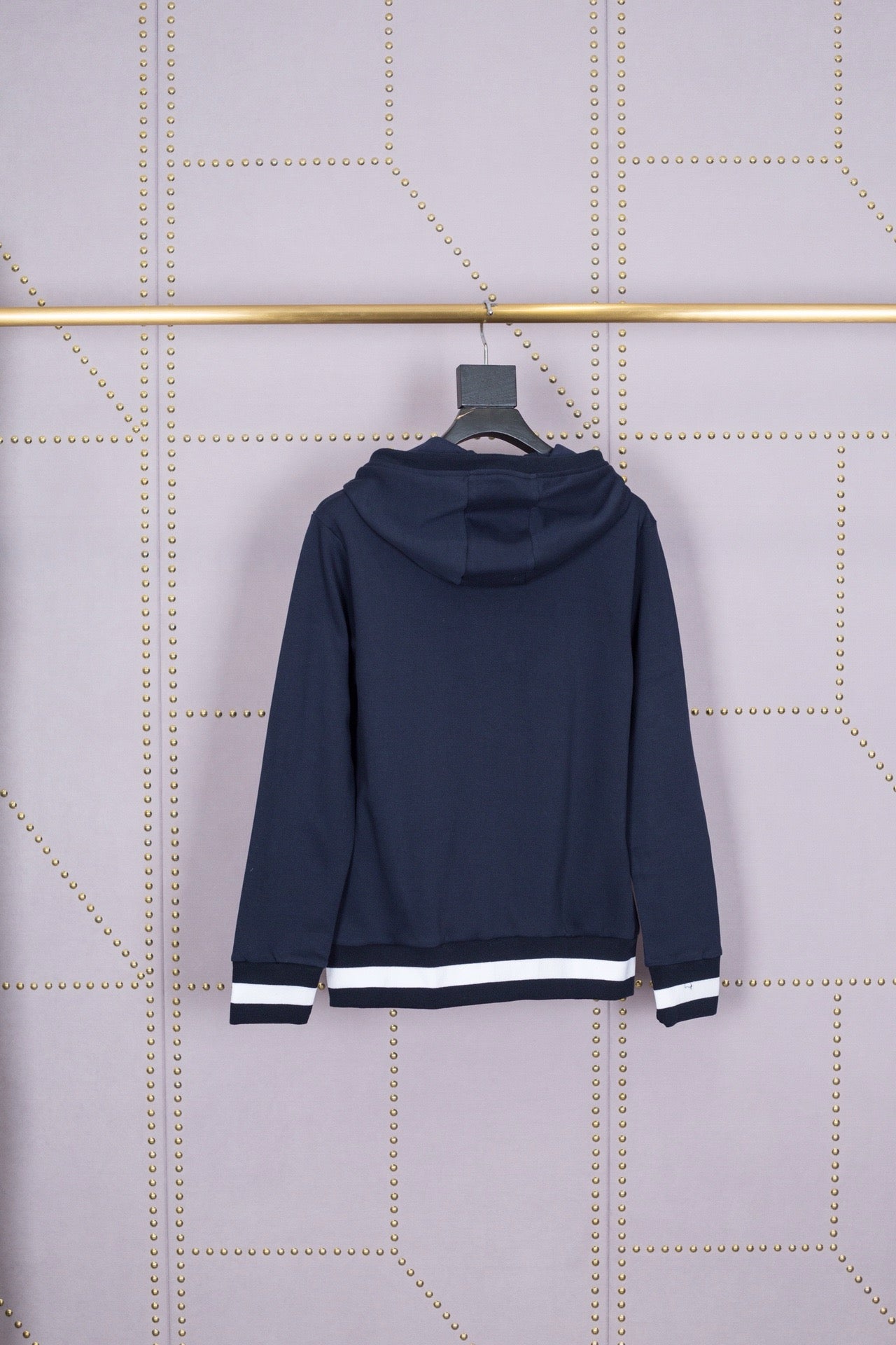 Black and Gray Jacket - FashionHype.xyz