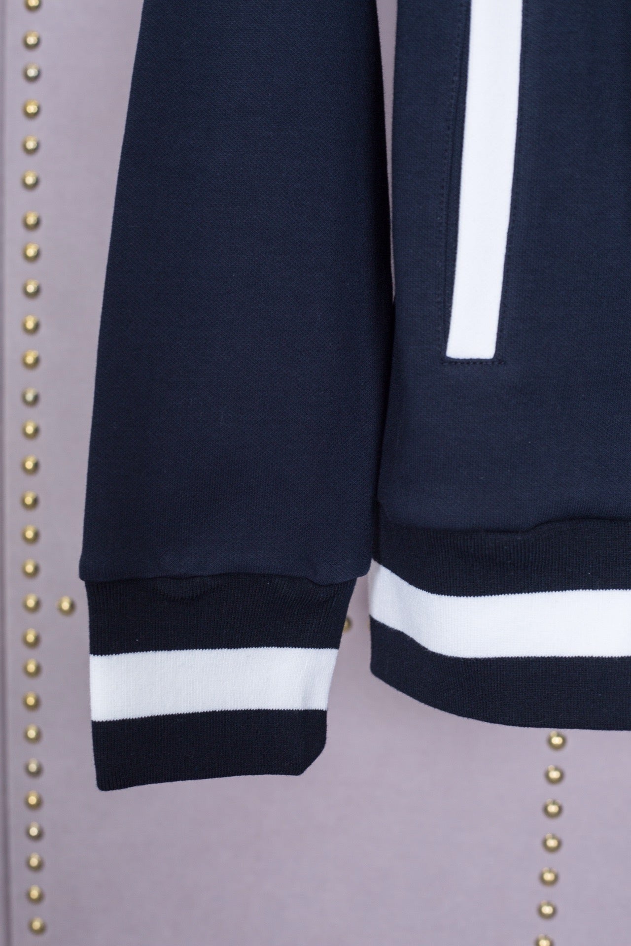 Black and Gray Jacket - FashionHype.xyz