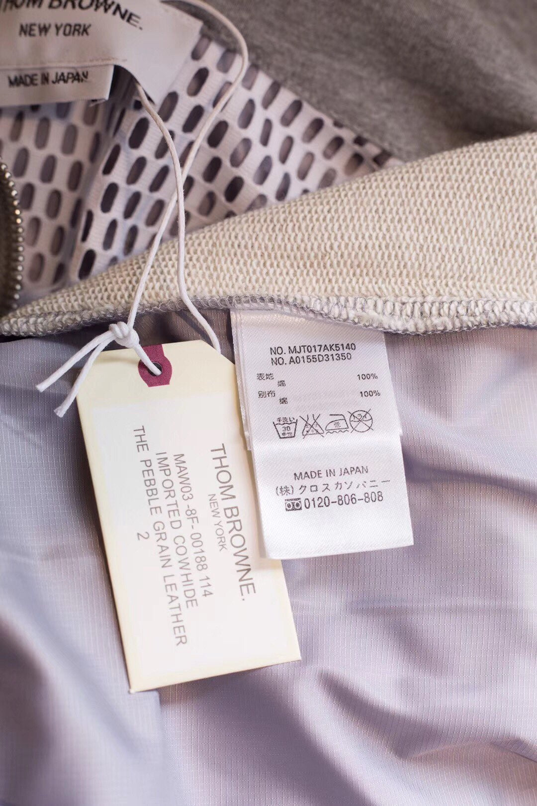 Chaqueta negra y gris