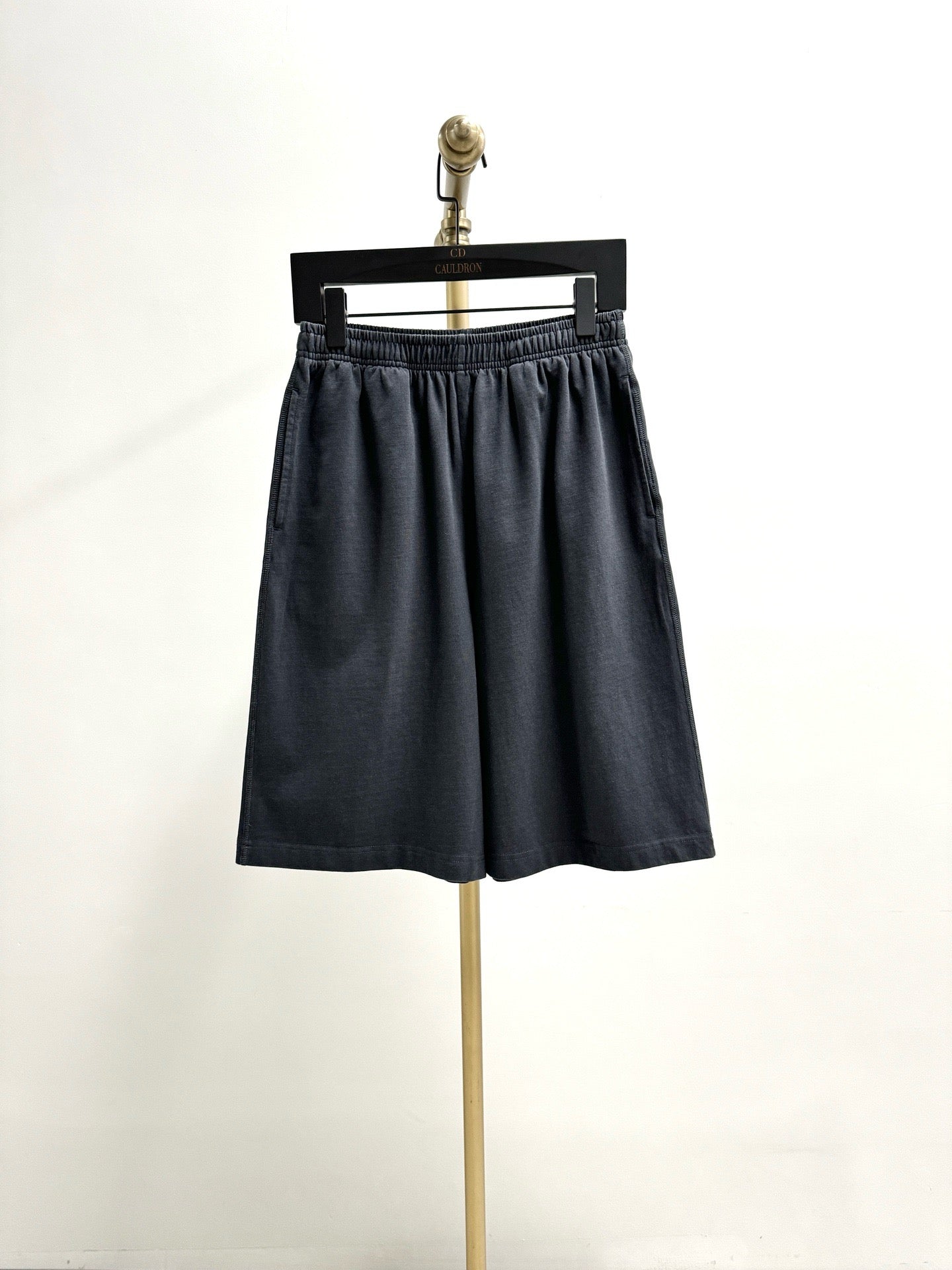 Black Short - FashionHype.xyz